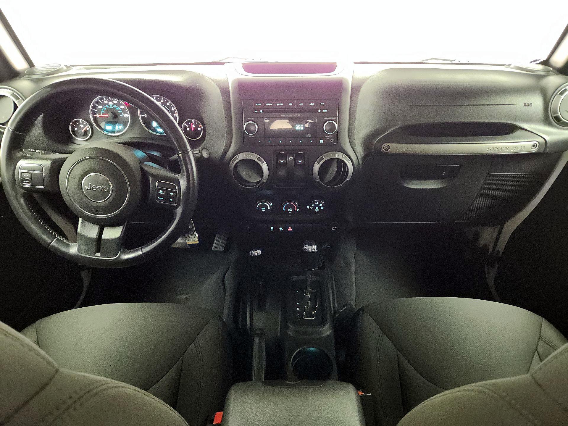 Thumbnail: 2017 Jeep Wrangler - 9