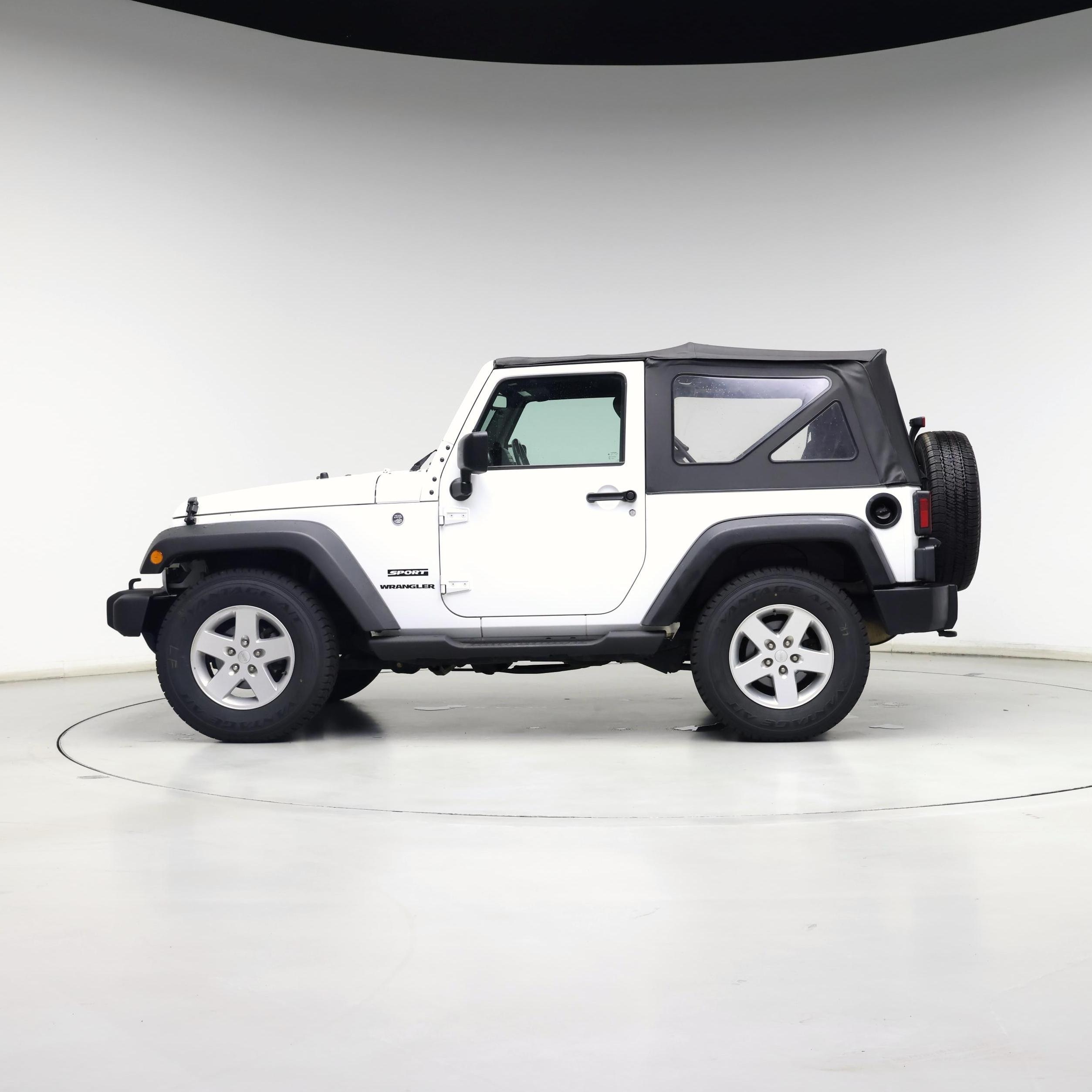 Thumbnail: 2017 Jeep Wrangler - 3