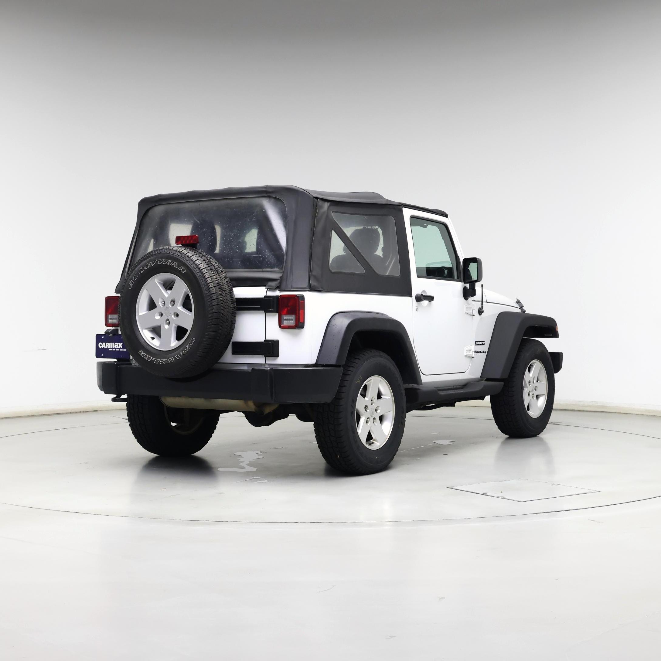 Thumbnail: 2017 Jeep Wrangler - 8