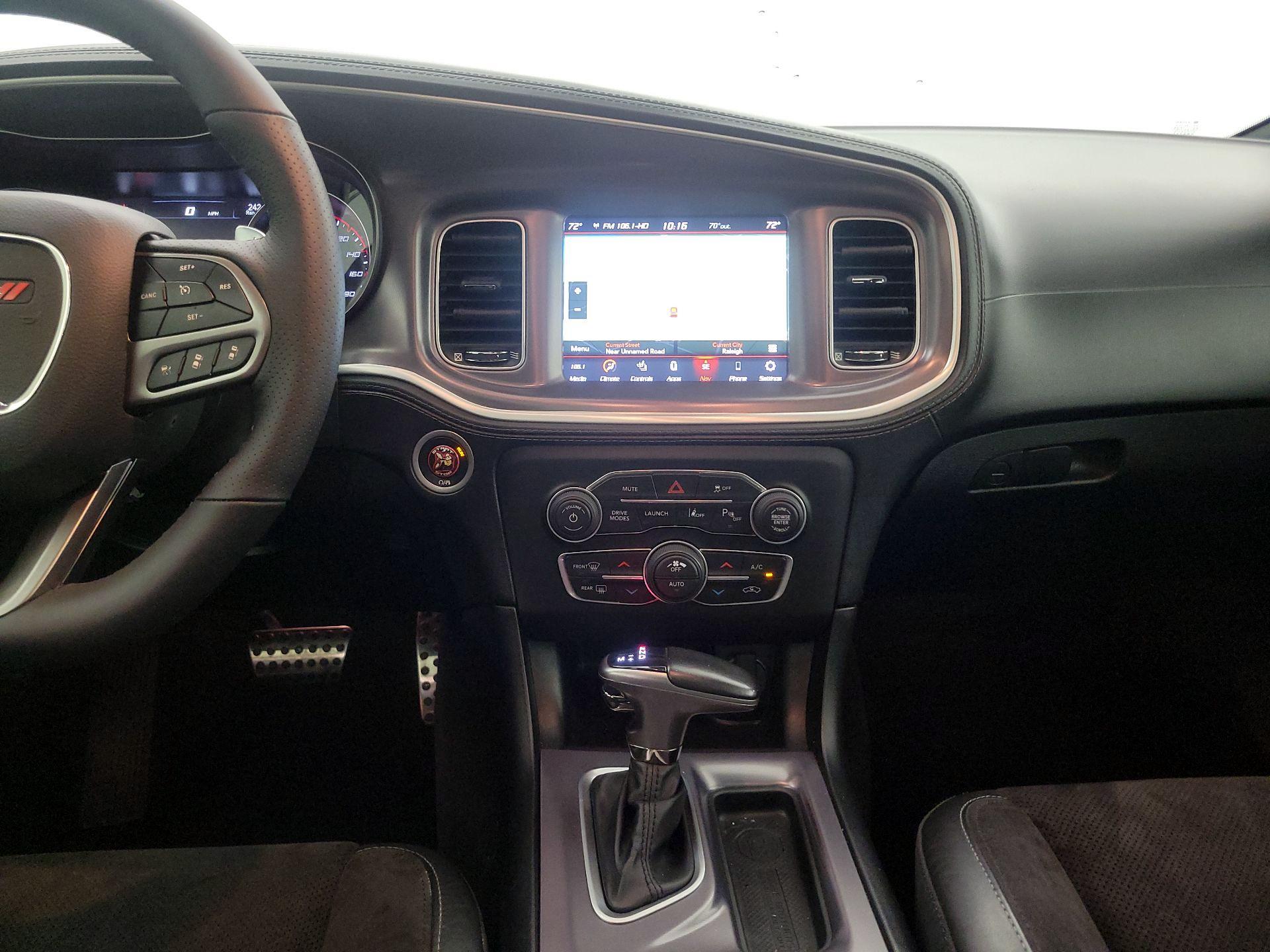 Thumbnail: 2020 Dodge Charger - 9