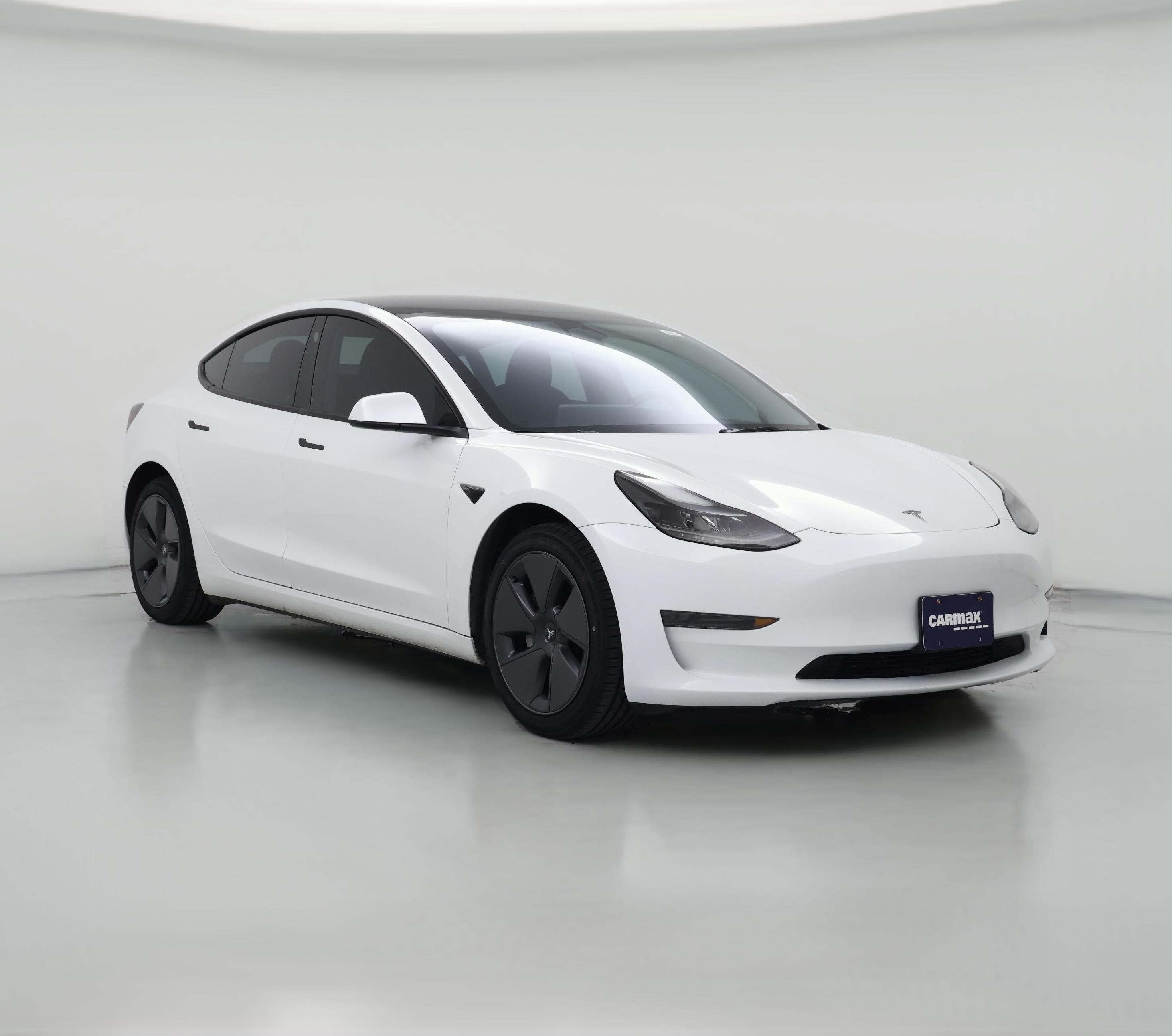 Thumbnail: 2023 Tesla Model 3 - 1