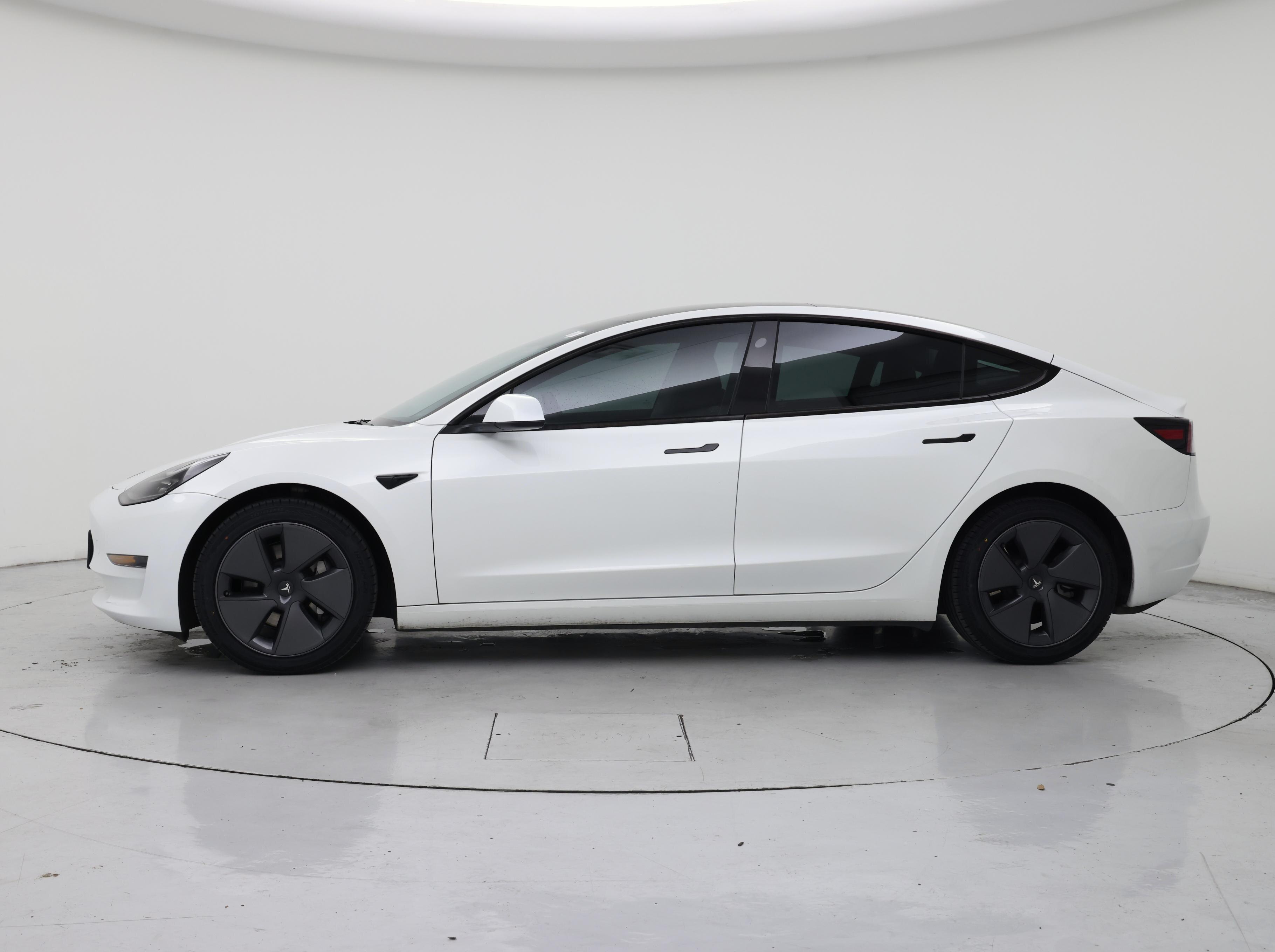 Thumbnail: 2023 Tesla Model 3 - 3