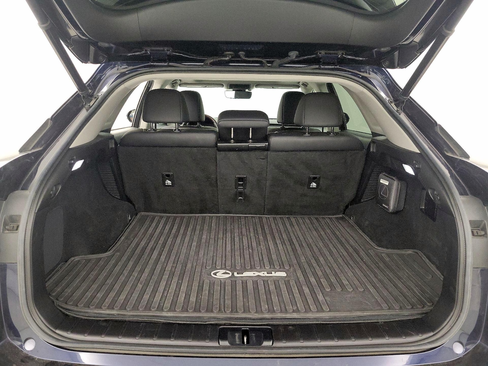 2022 Lexus RX Hybrid 450h - Photo 22