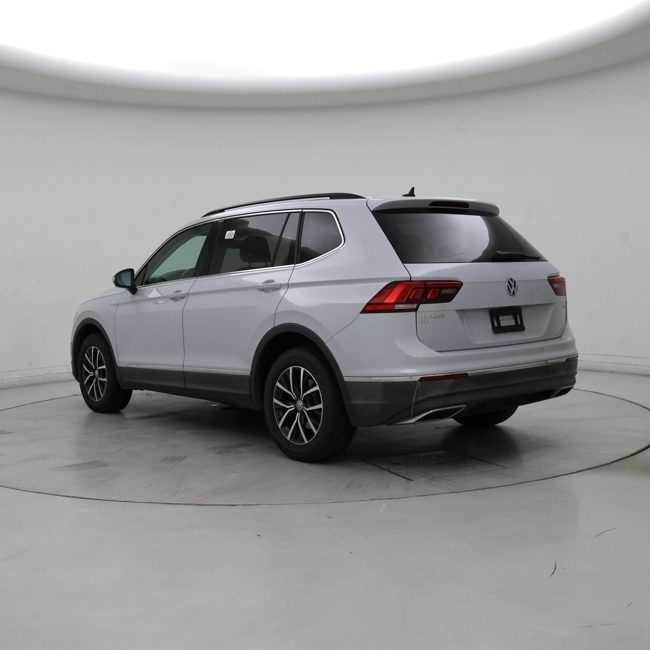 Thumbnail: 2018 Volkswagen Tiguan - 2