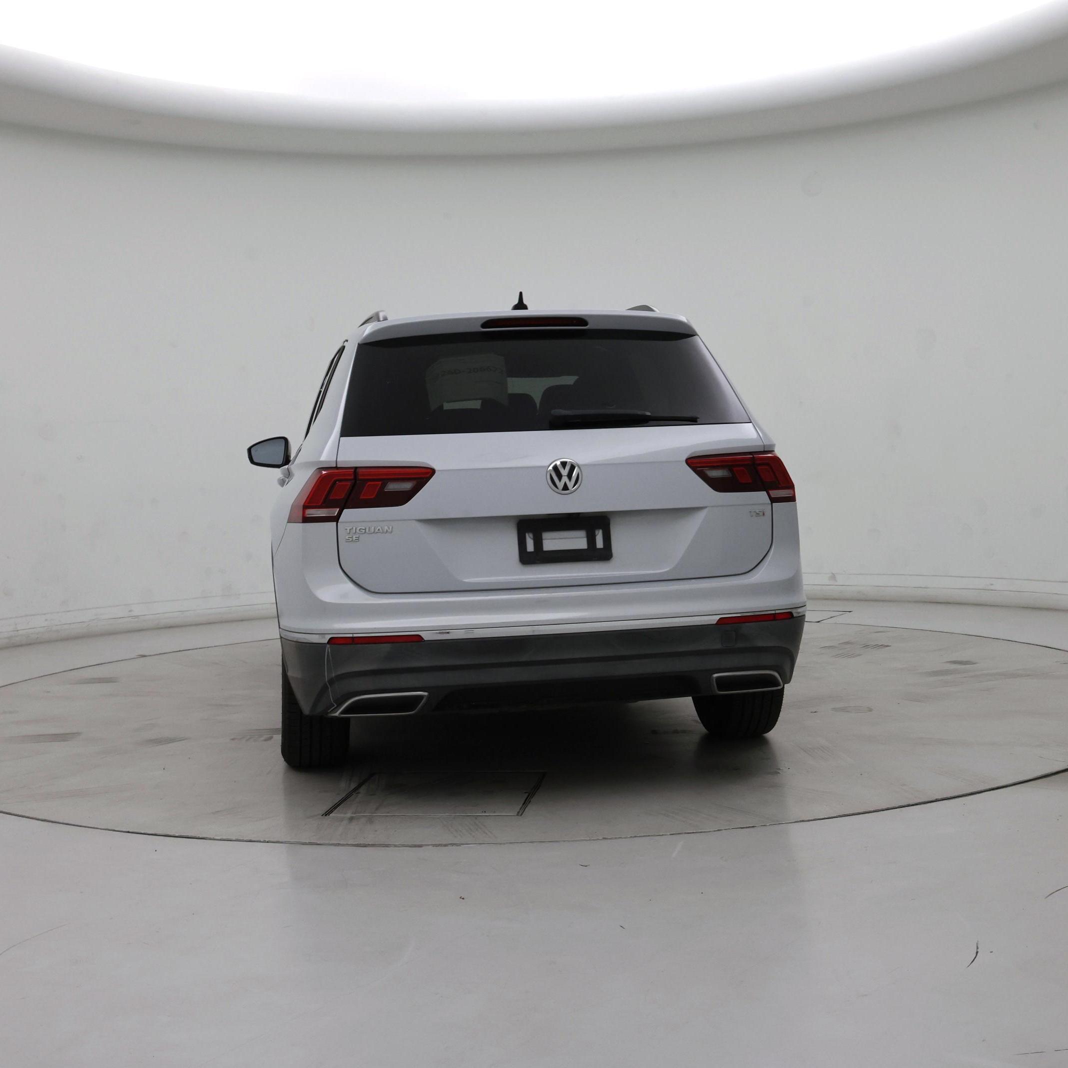Thumbnail: 2018 Volkswagen Tiguan - 6