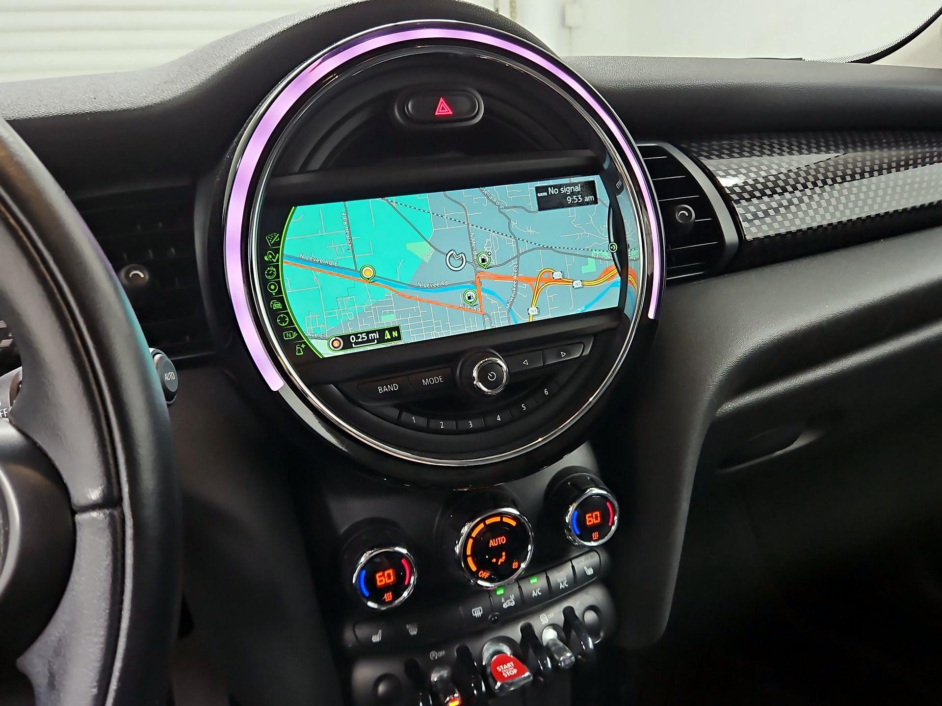 Thumbnail: 2017 MINI Cooper Hardtop - 14