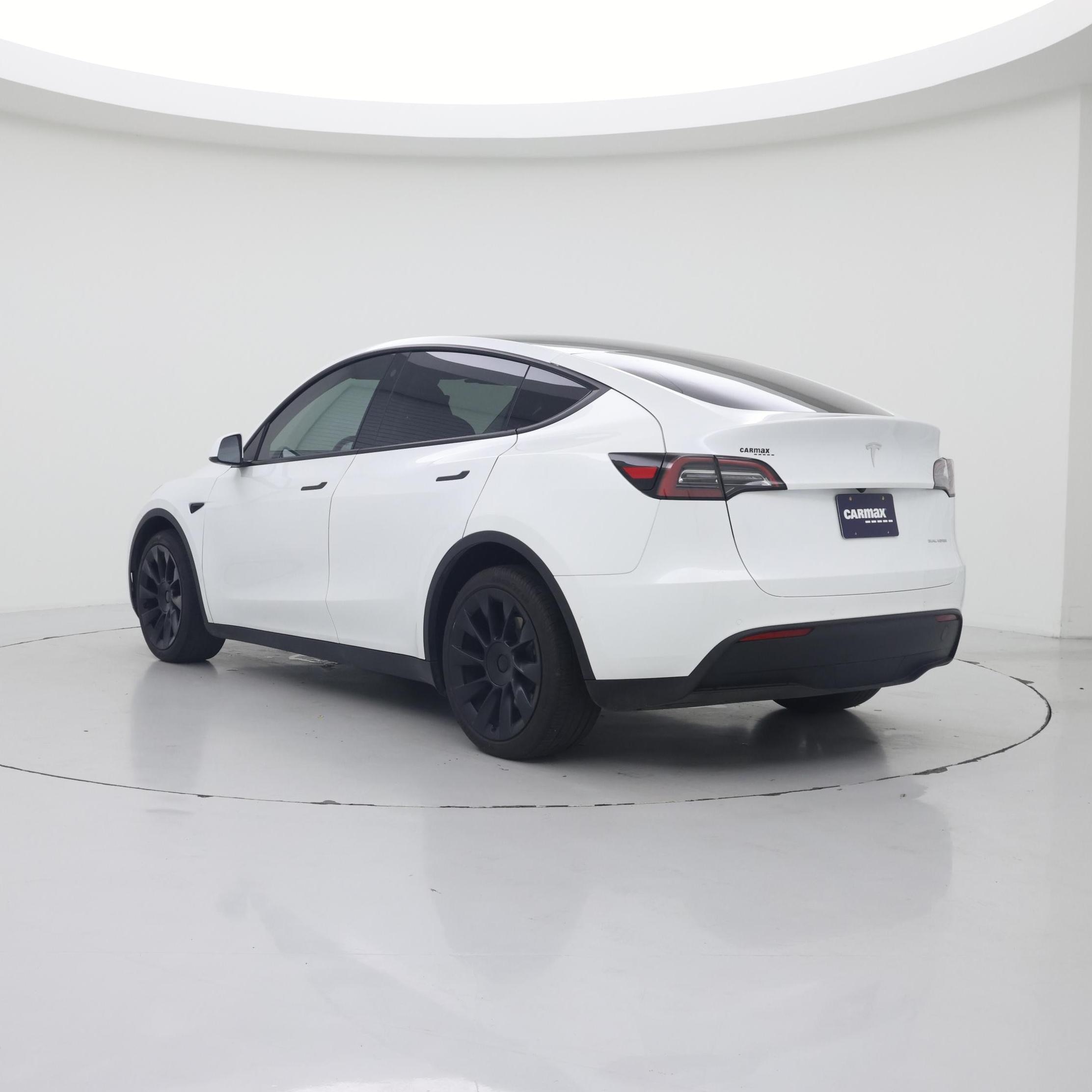 Thumbnail: 2023 Tesla Model Y - 2