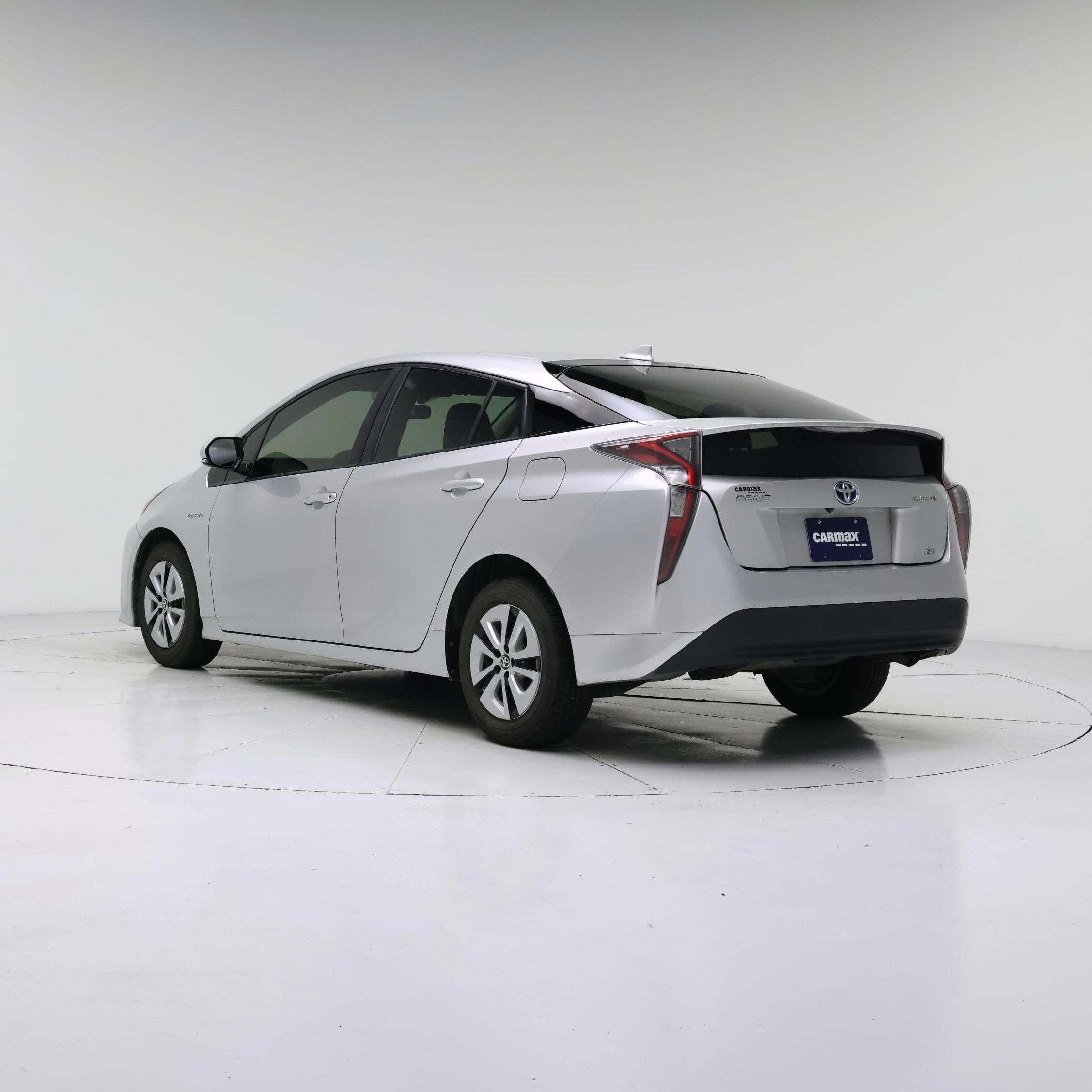 Thumbnail: 2016 Toyota Prius - 2