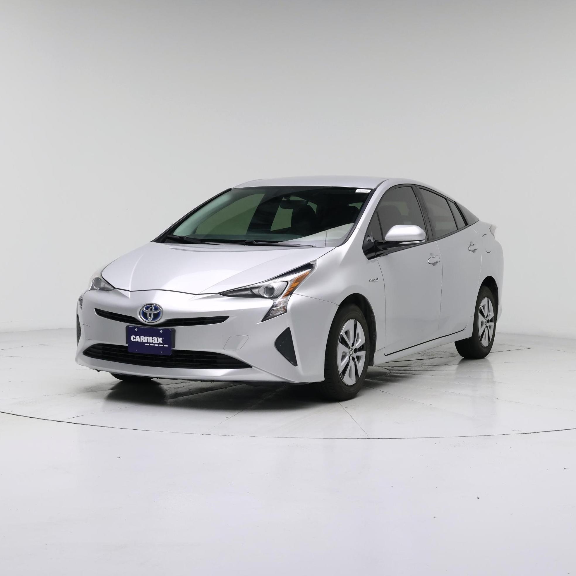 Thumbnail: 2016 Toyota Prius - 4