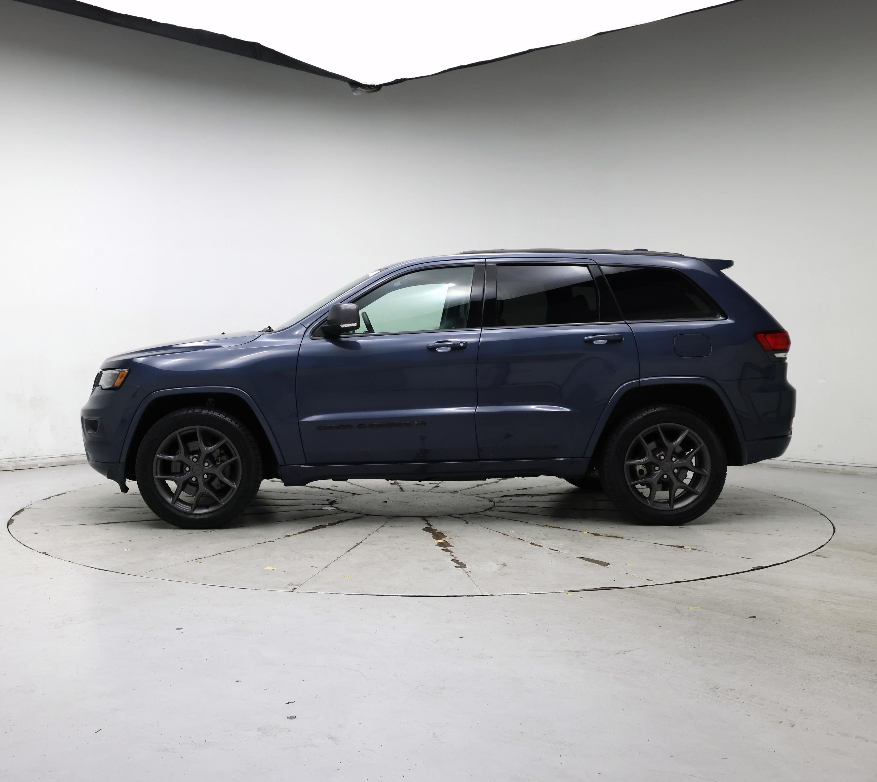 Thumbnail: 2021 Jeep Grand Cherokee - 3