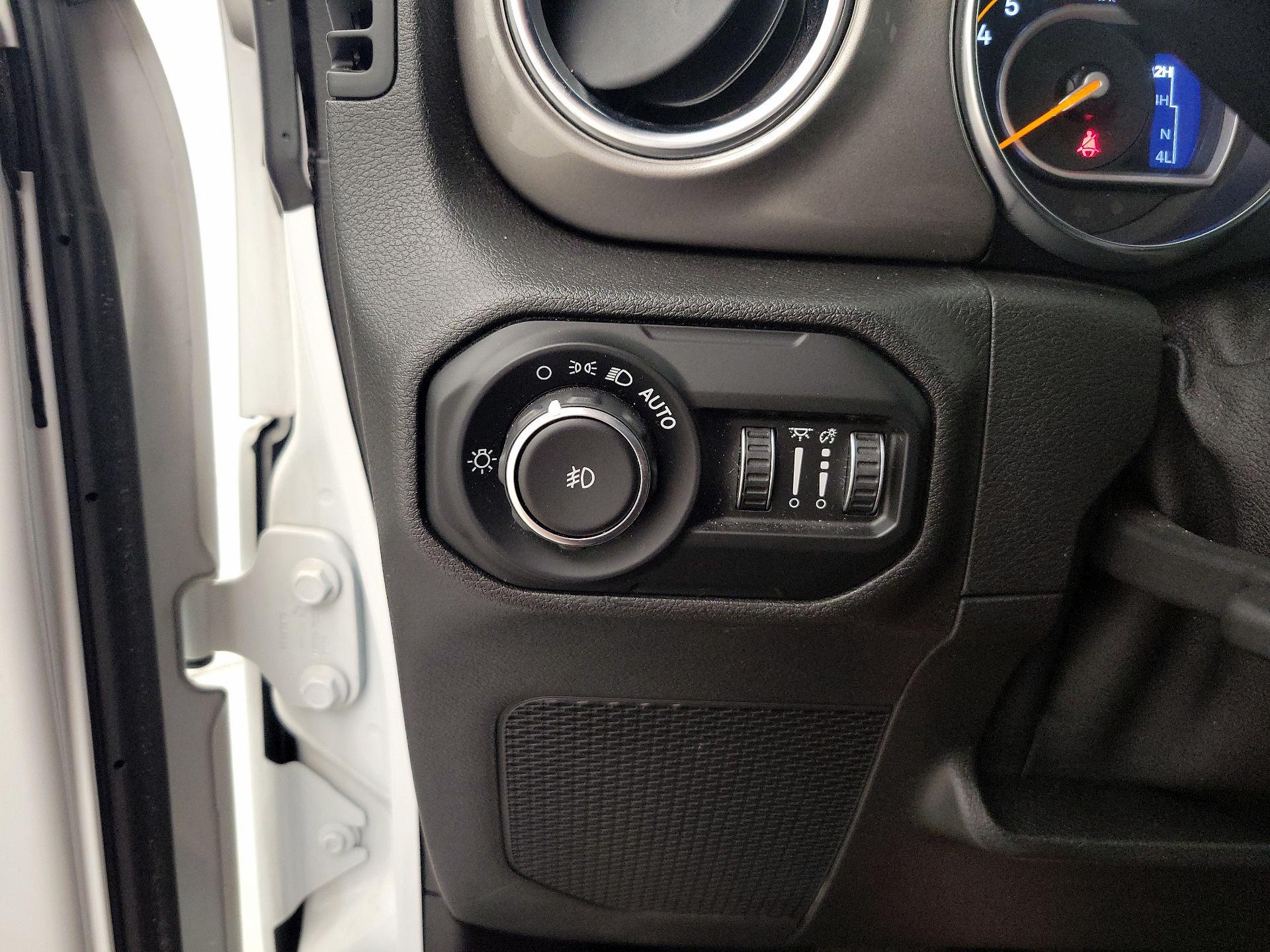 Thumbnail: 2022 Jeep Wrangler - 13