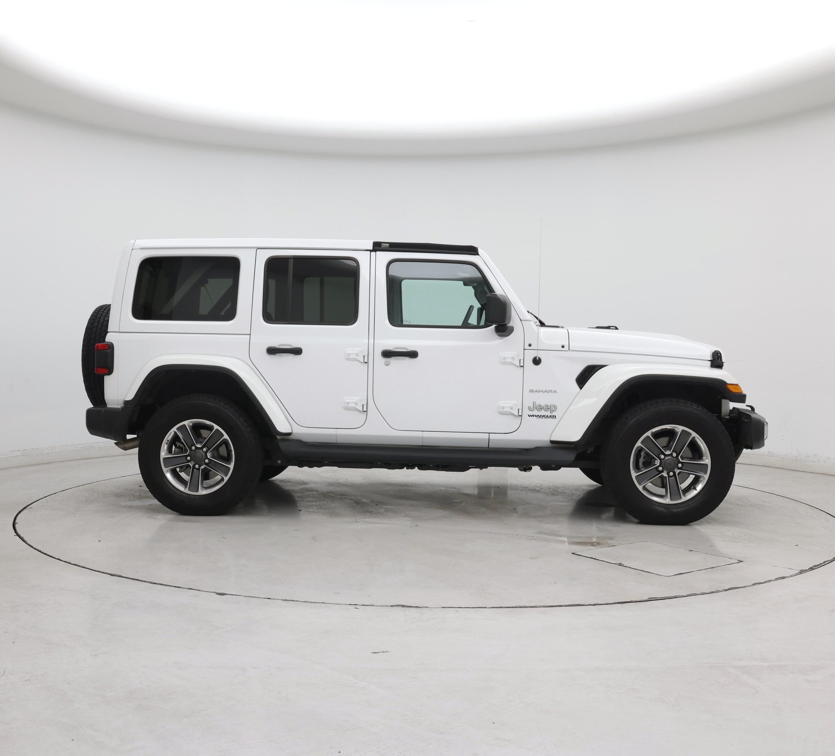 Thumbnail: 2022 Jeep Wrangler - 7