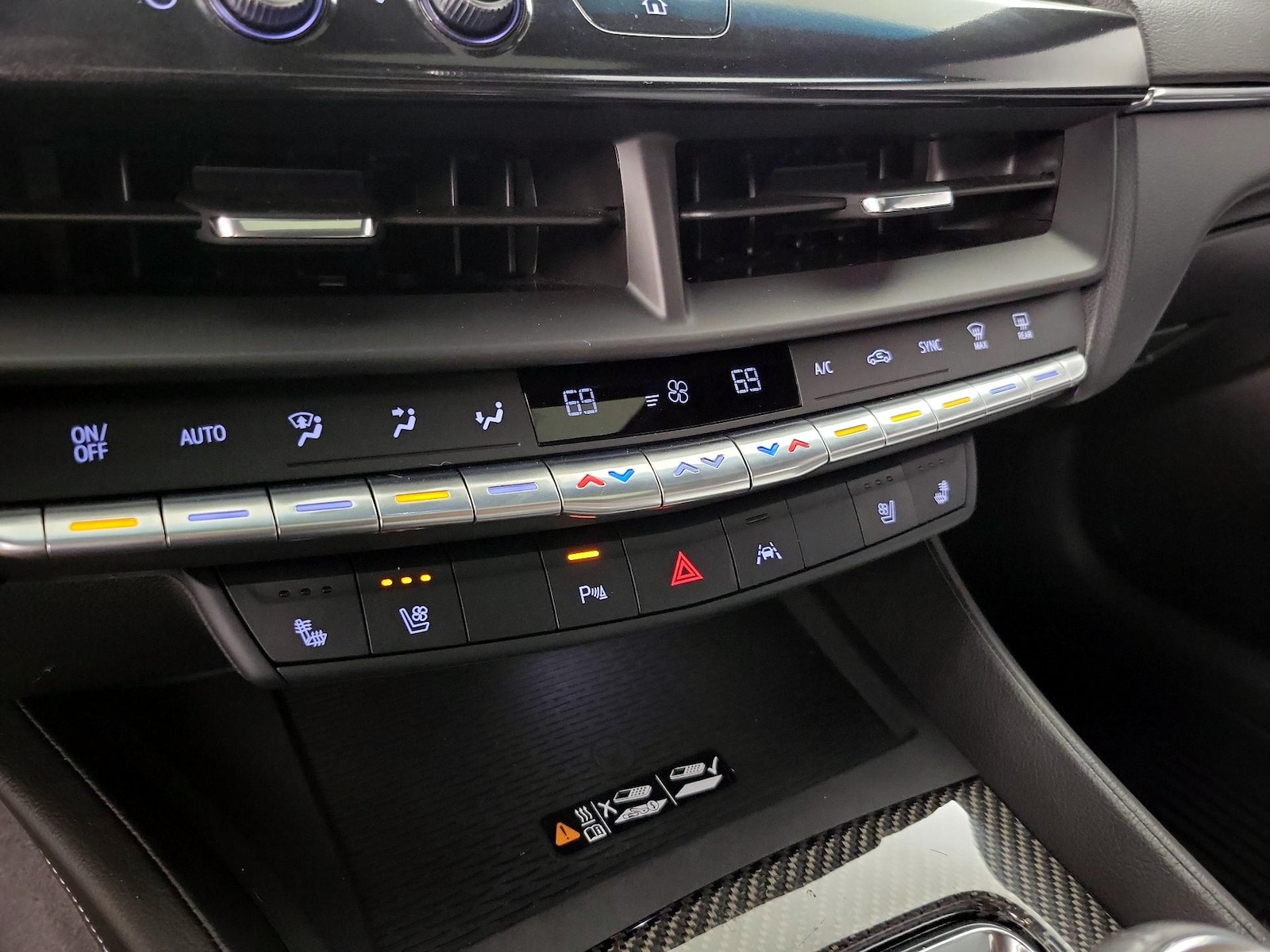 2023 Cadillac CT4 V-Series Blackwing - Photo 18