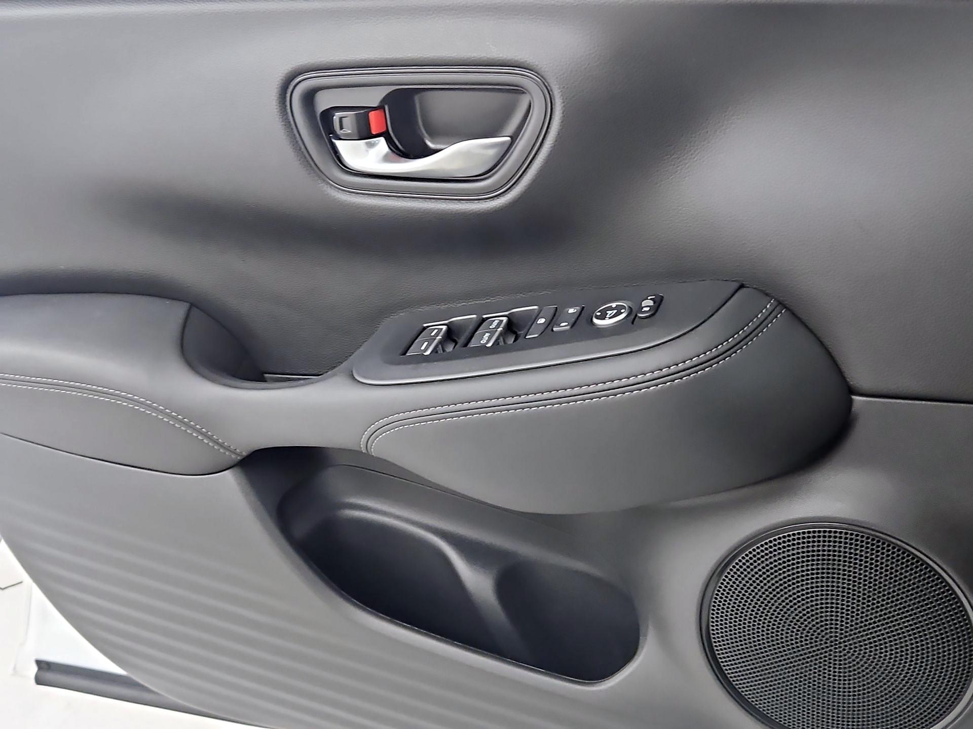 Thumbnail: 2025 Honda HR-V - 12