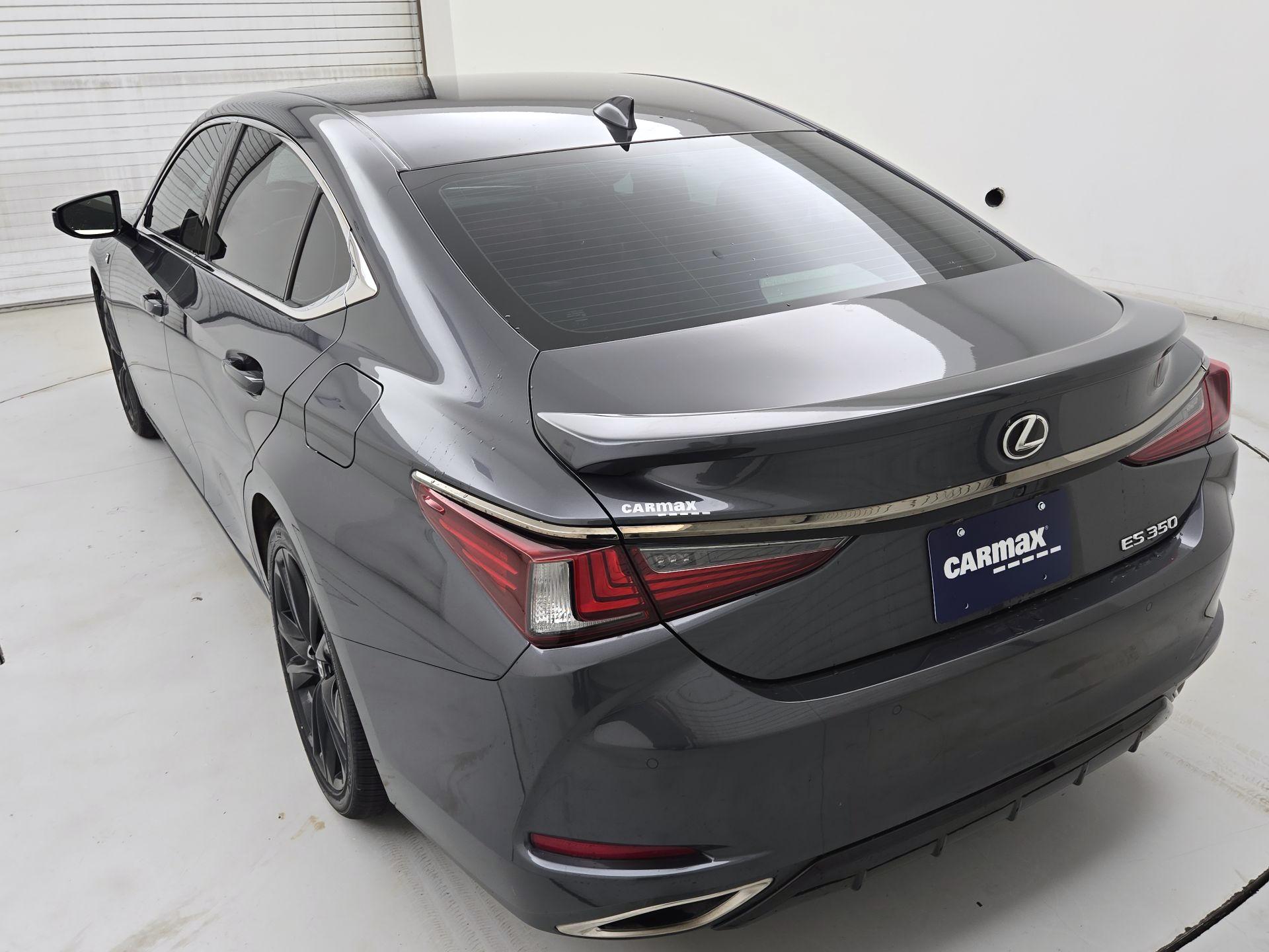 Thumbnail: 2023 Lexus ES - 7