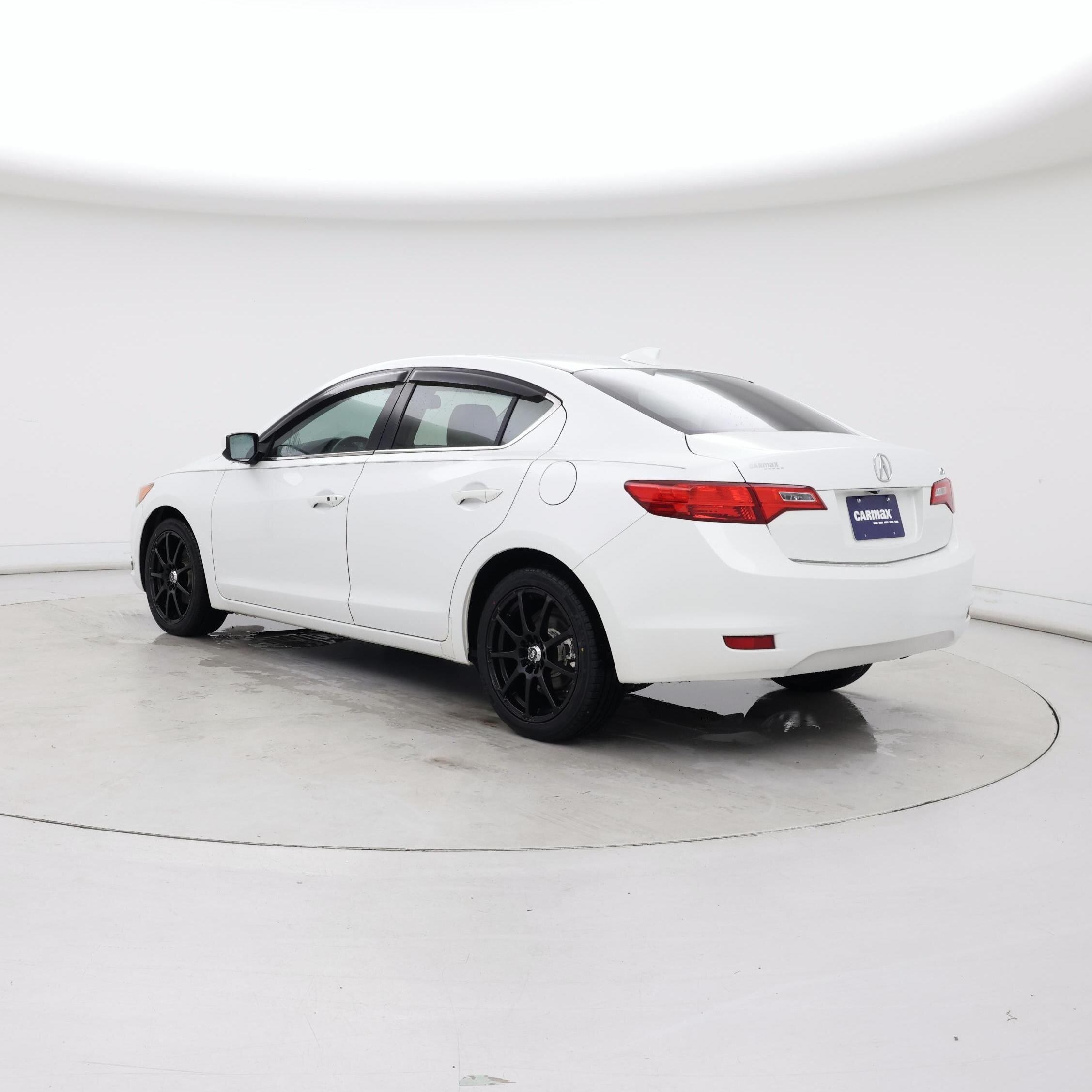 Thumbnail: 2015 Acura ILX - 2