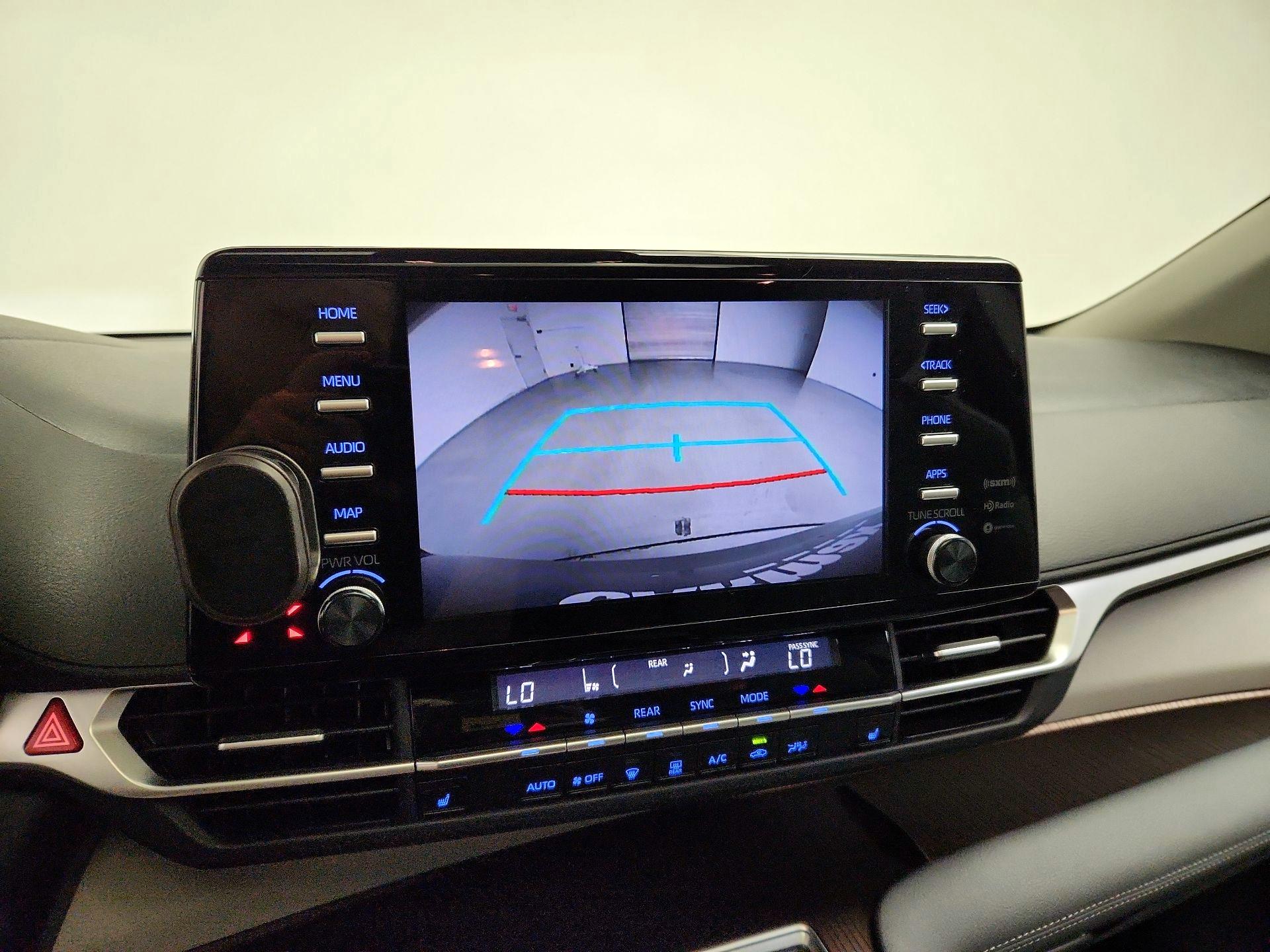 Thumbnail: 2024 Toyota Sienna - 14