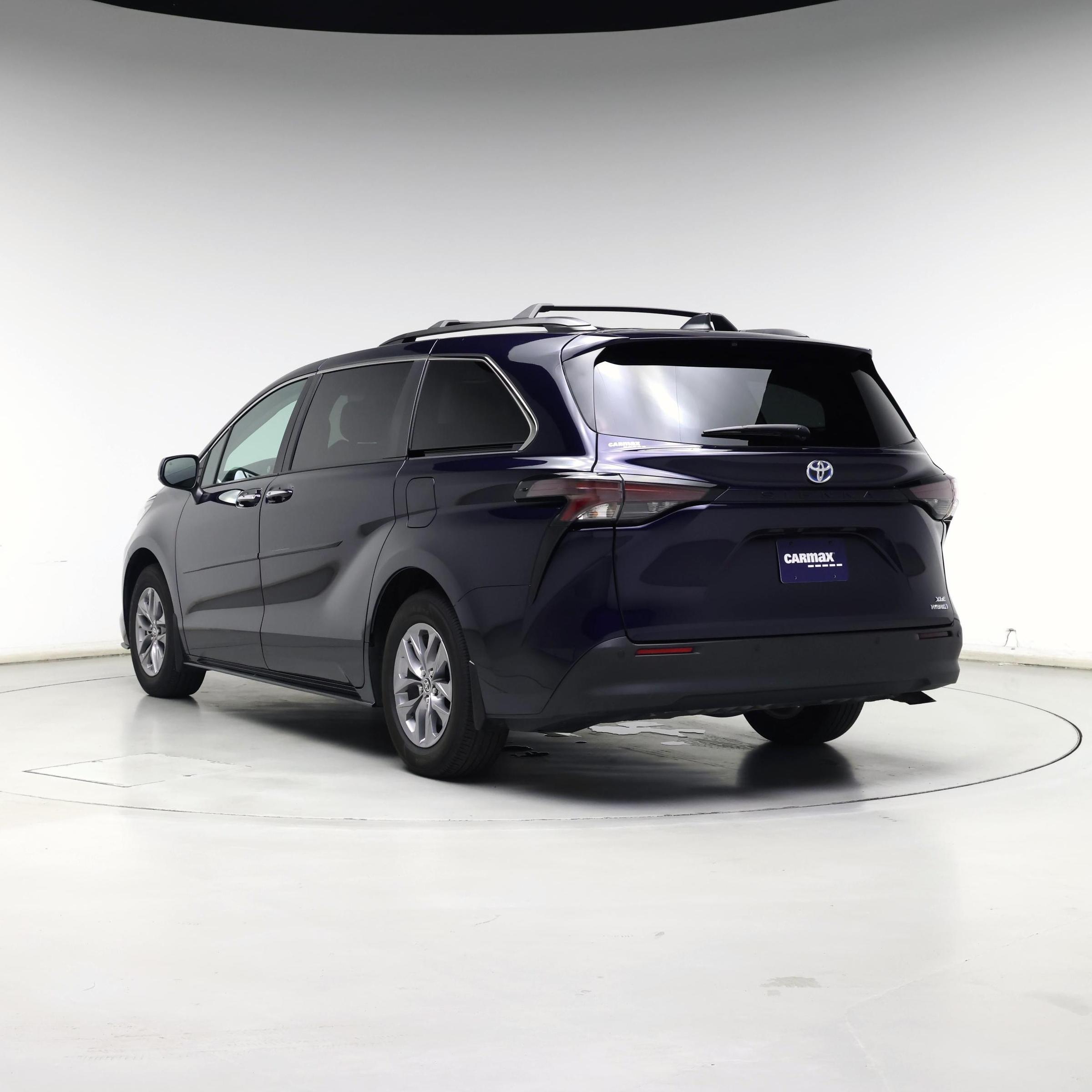Thumbnail: 2024 Toyota Sienna - 2