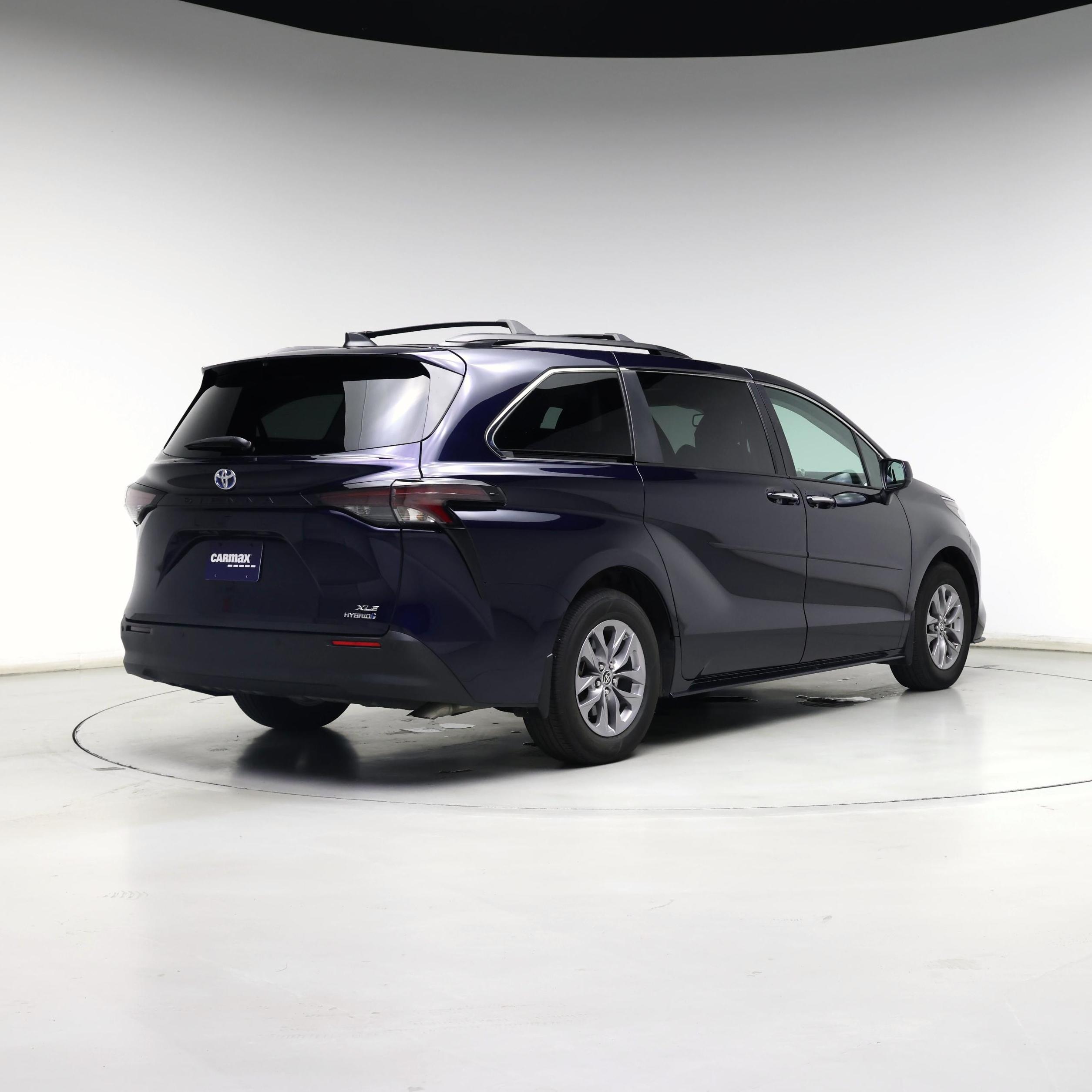 Thumbnail: 2024 Toyota Sienna - 8