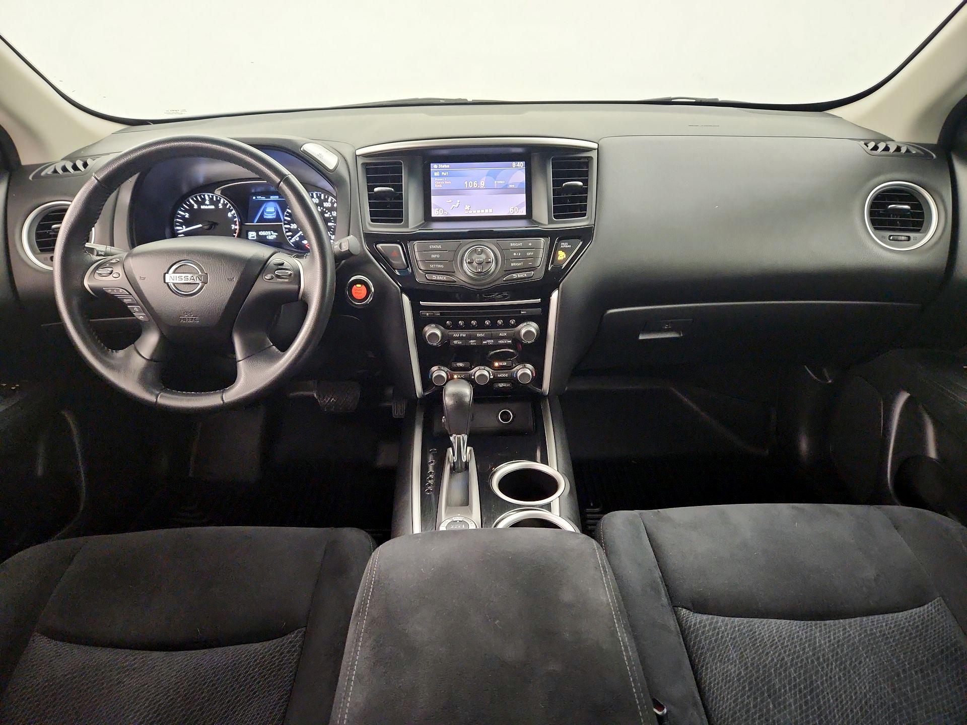 Thumbnail: 2014 Nissan Pathfinder - 9