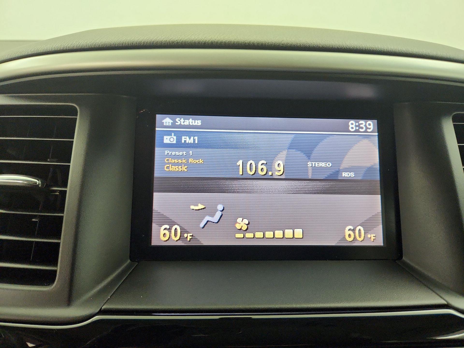 Thumbnail: 2014 Nissan Pathfinder - 15