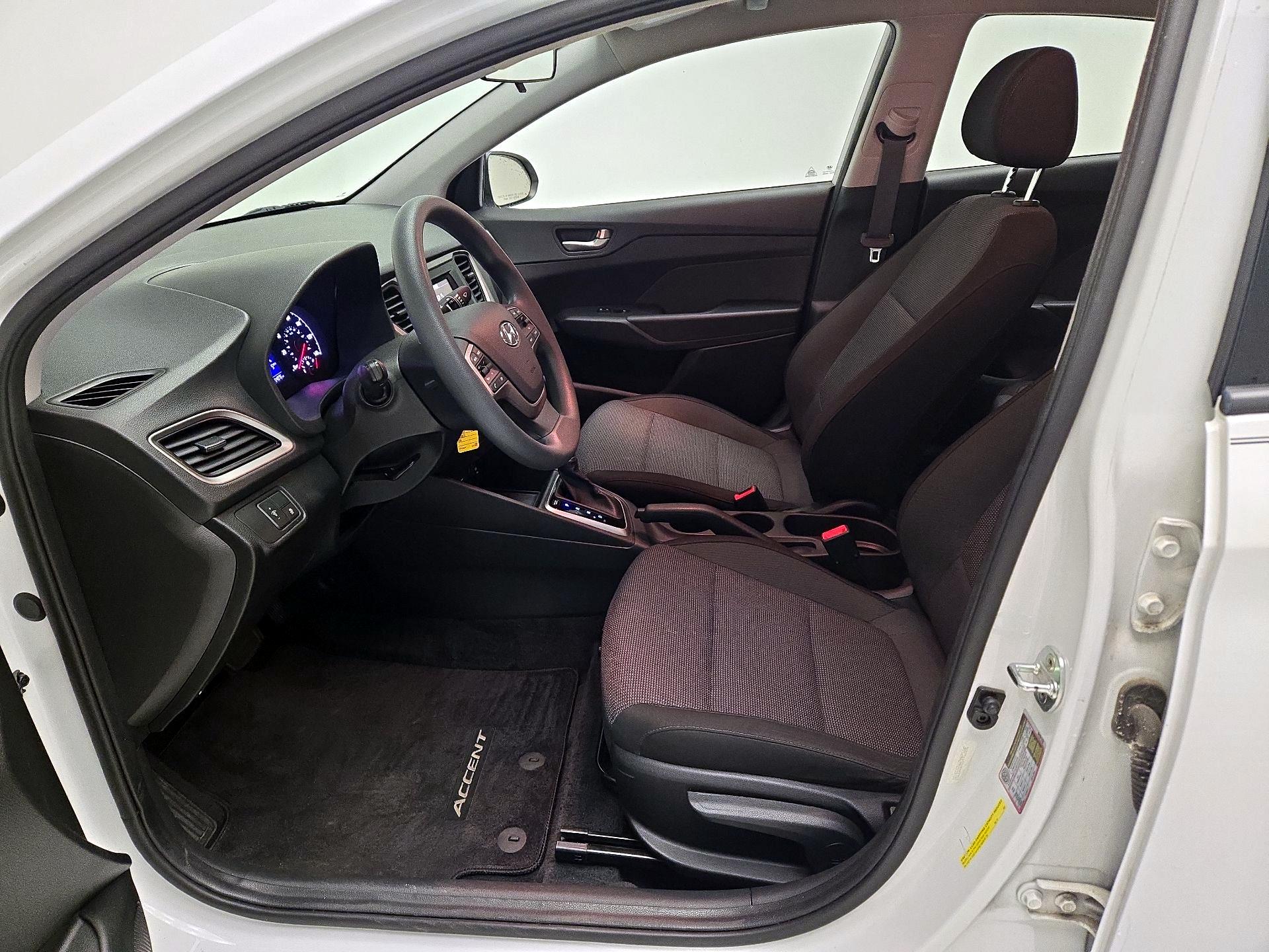 Thumbnail: 2019 Hyundai Accent - 11