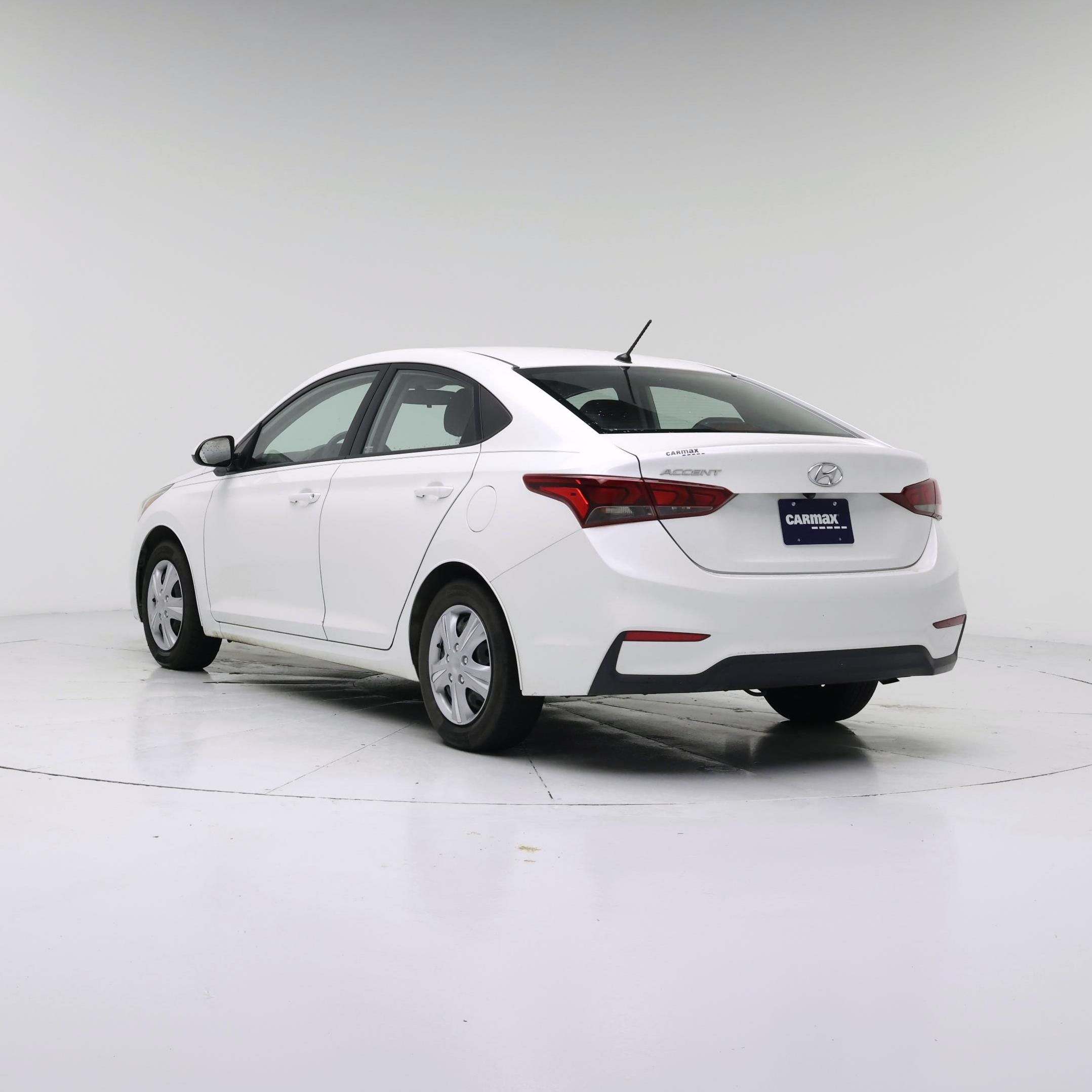 Thumbnail: 2019 Hyundai Accent - 2