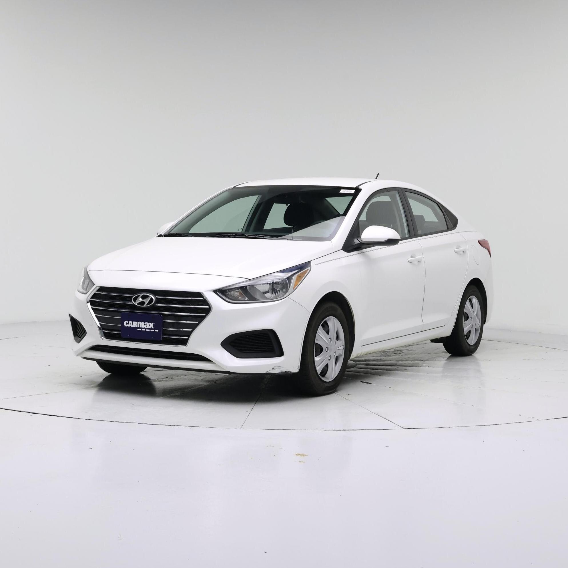 Thumbnail: 2019 Hyundai Accent - 4