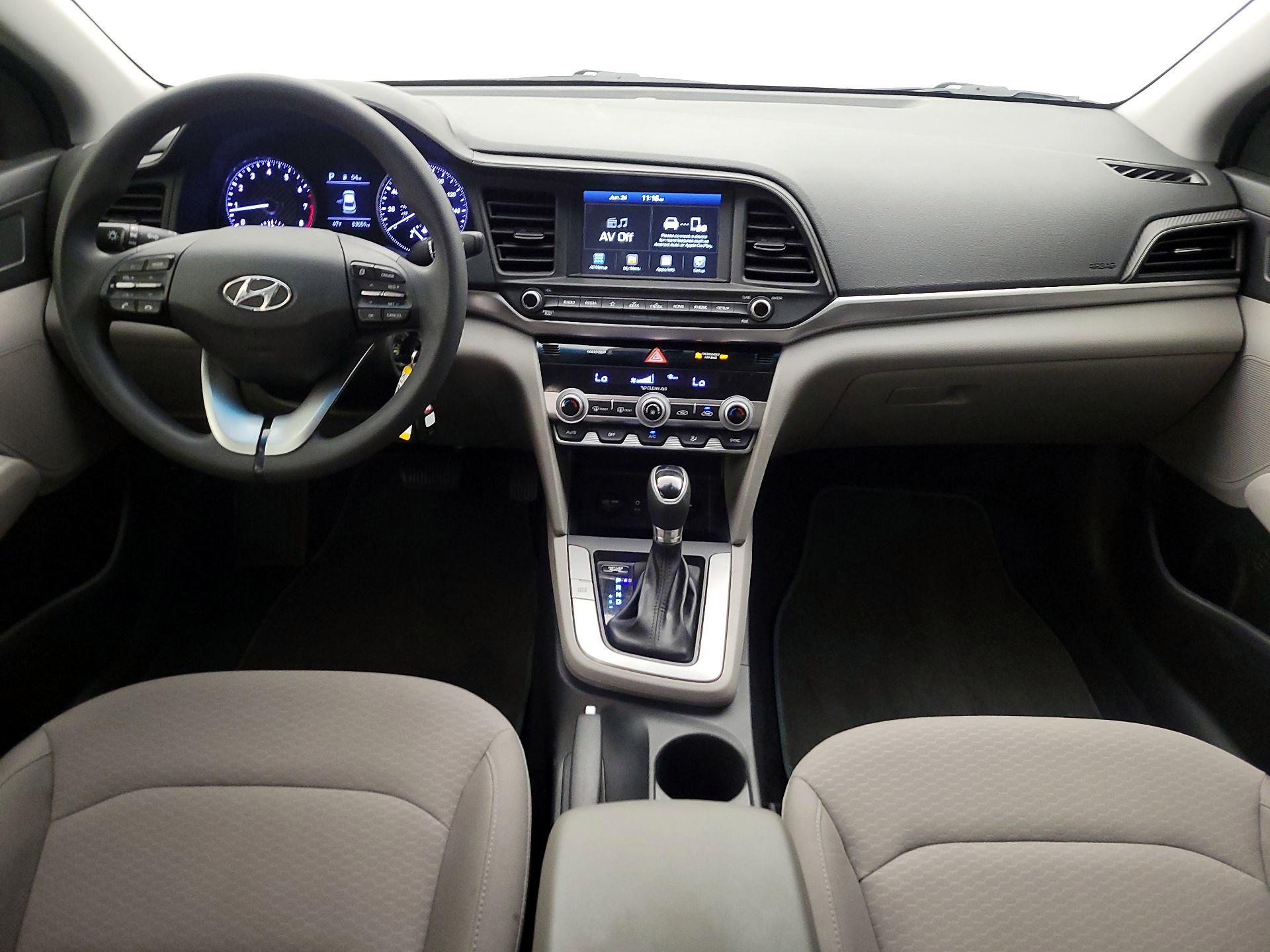 Thumbnail: 2020 Hyundai Elantra - 9