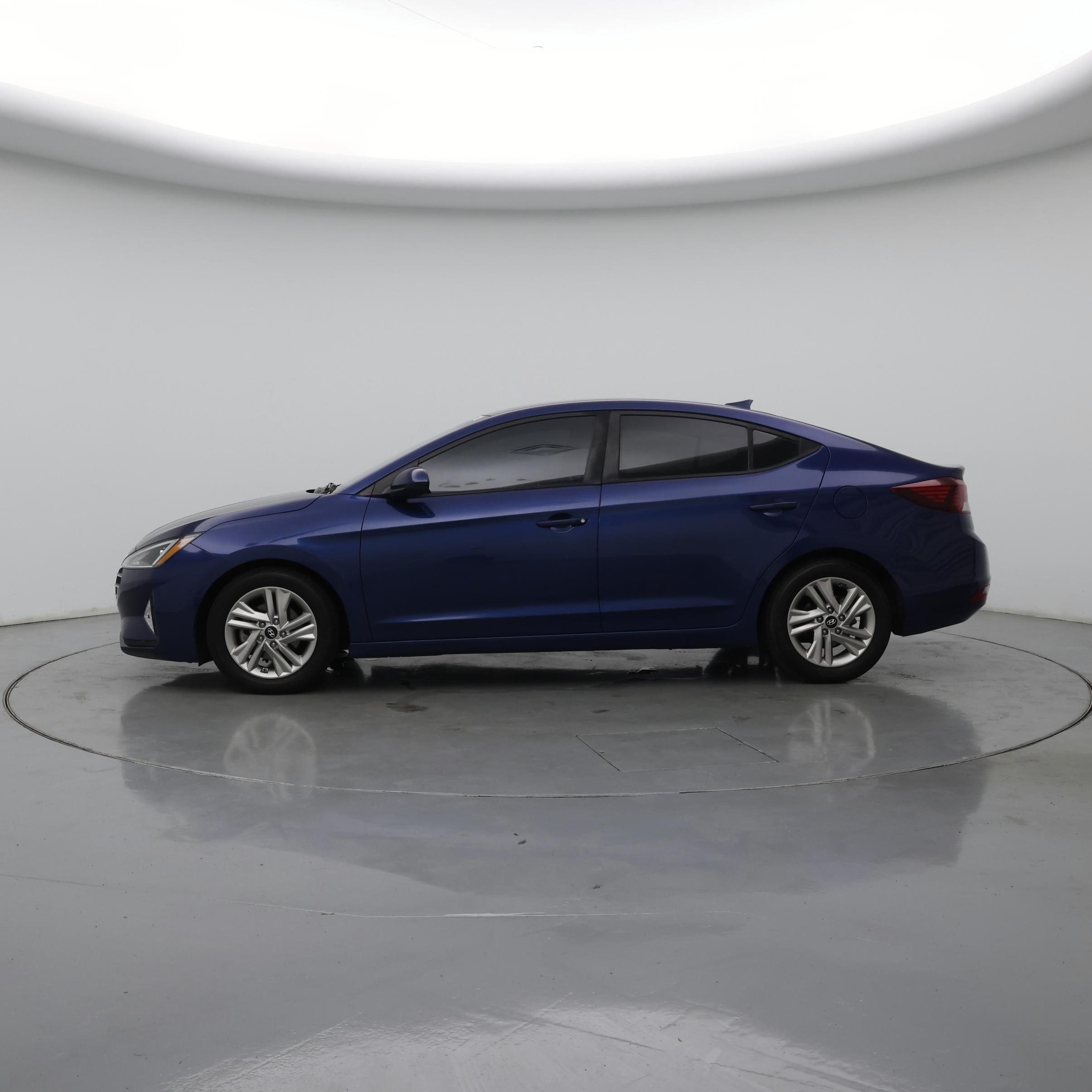 Thumbnail: 2020 Hyundai Elantra - 3