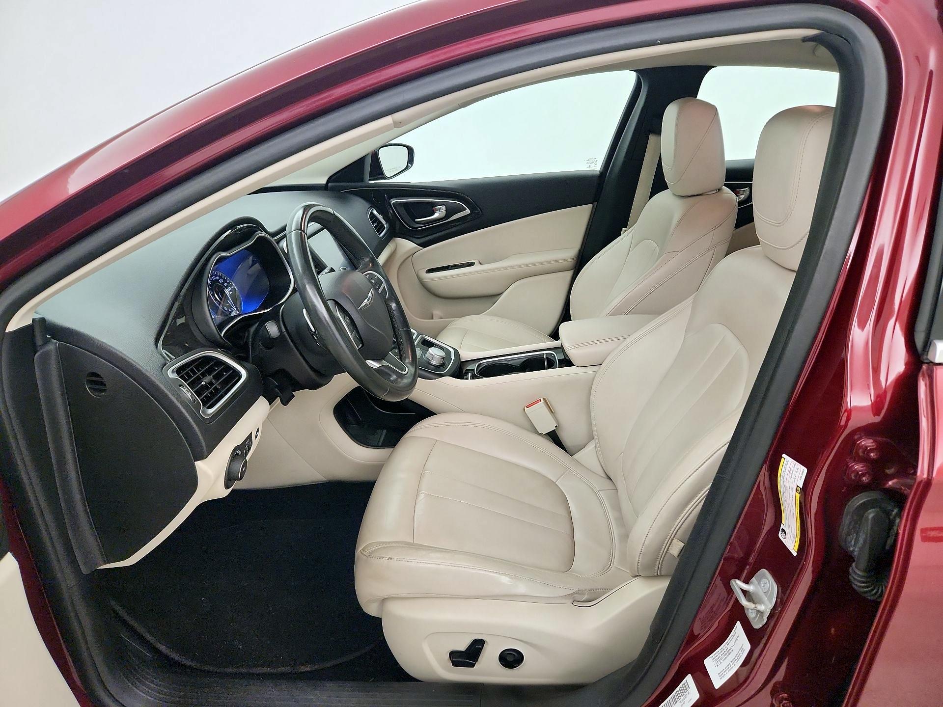 Thumbnail: 2015 Chrysler 200 - 11