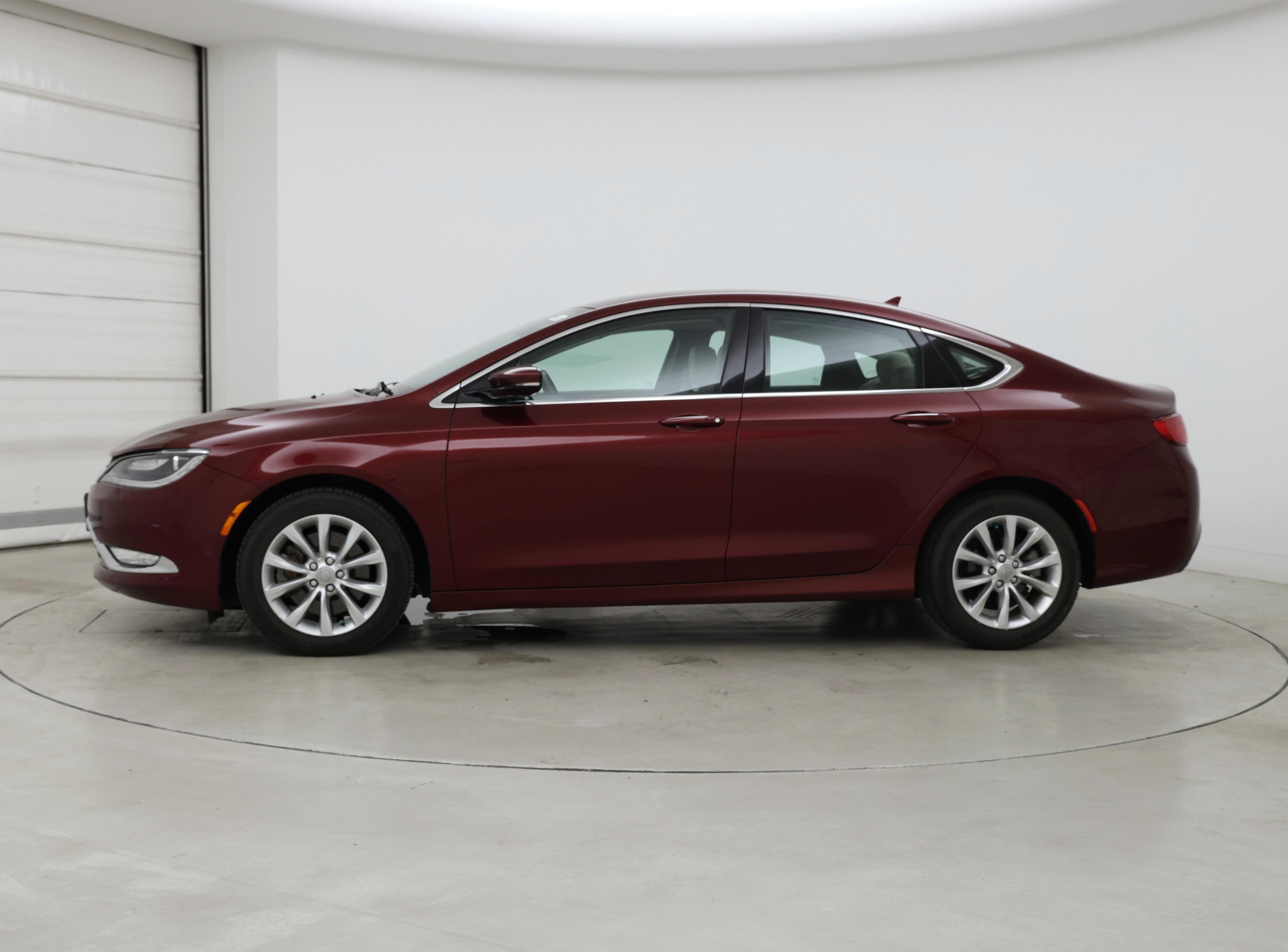 Thumbnail: 2015 Chrysler 200 - 3