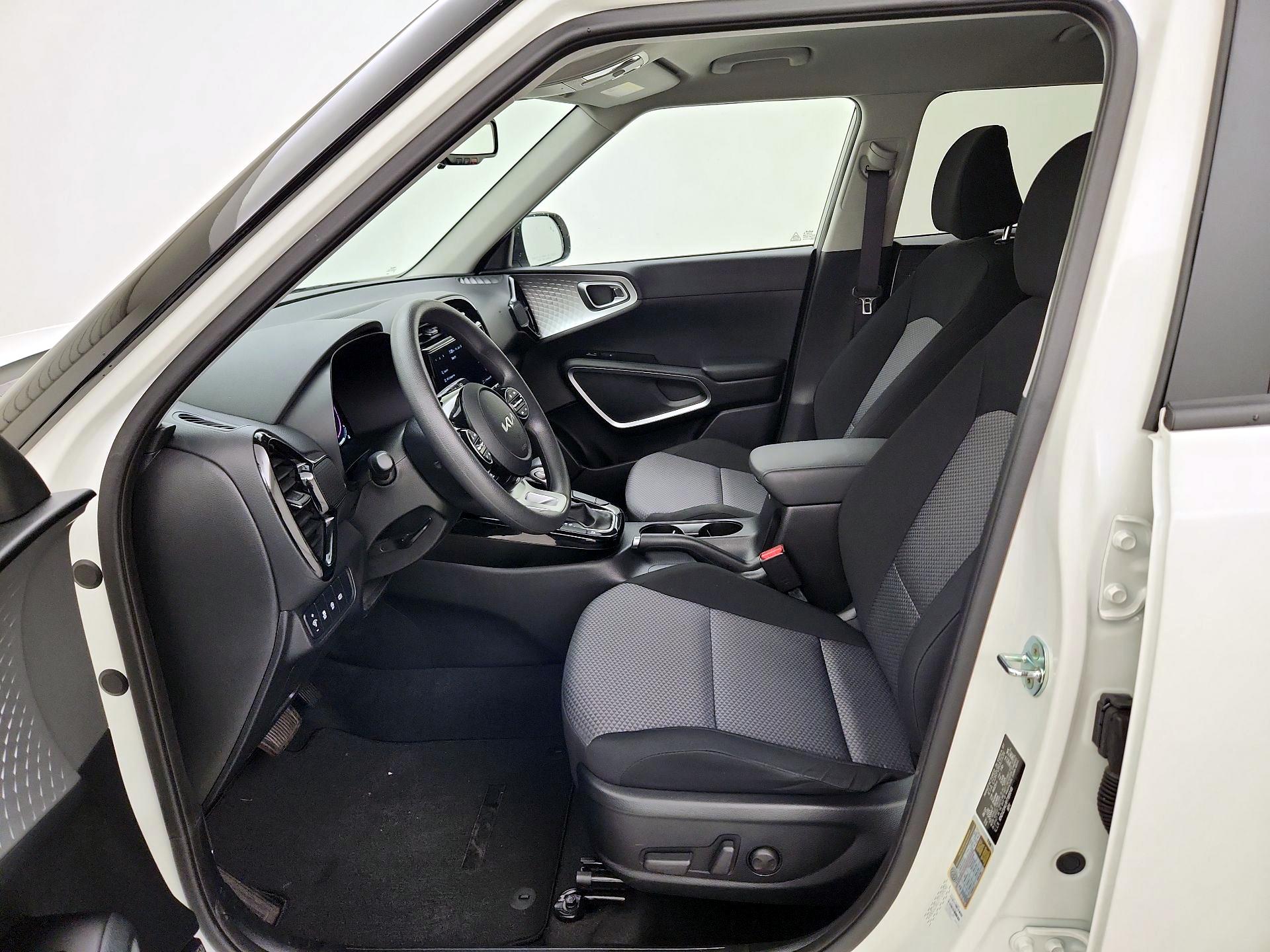 Thumbnail: 2023 Kia Soul - 11