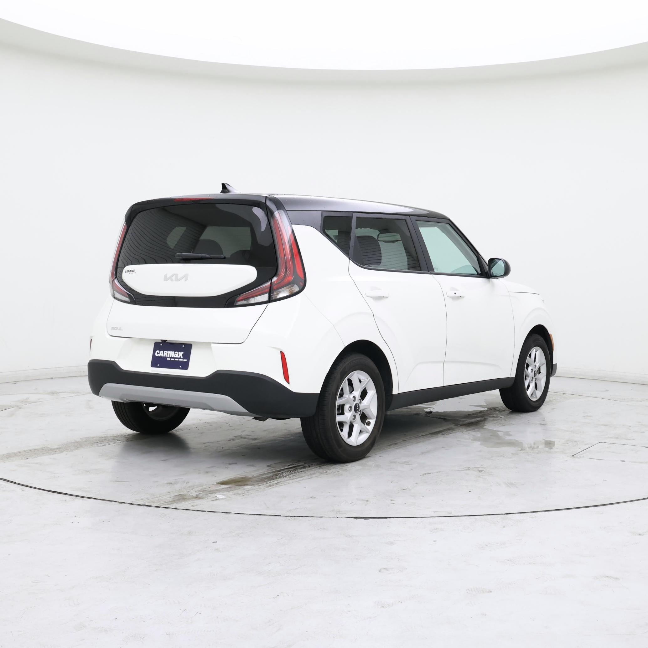 Thumbnail: 2023 Kia Soul - 8