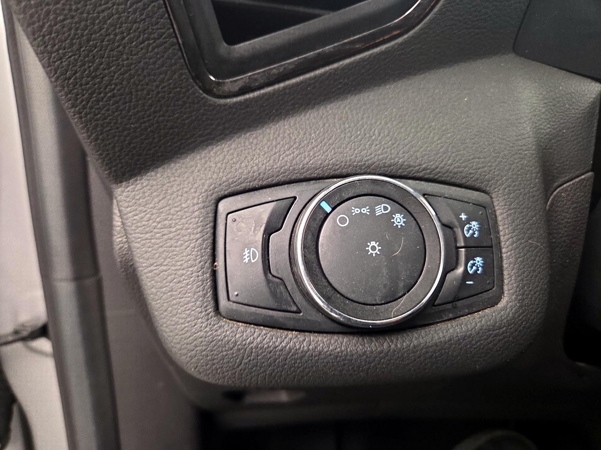 Thumbnail: 2014 Ford Escape - 13