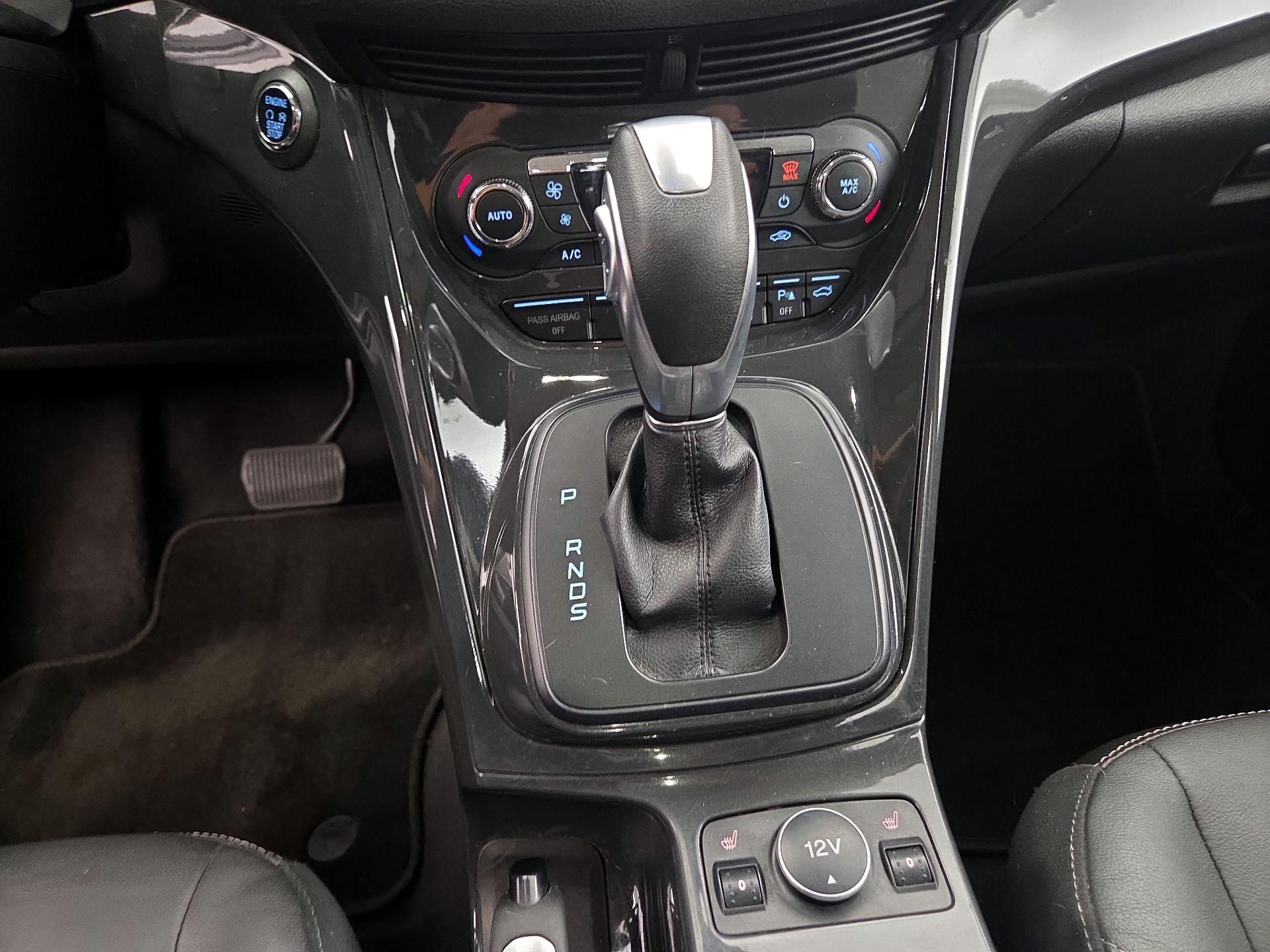 Thumbnail: 2014 Ford Escape - 17