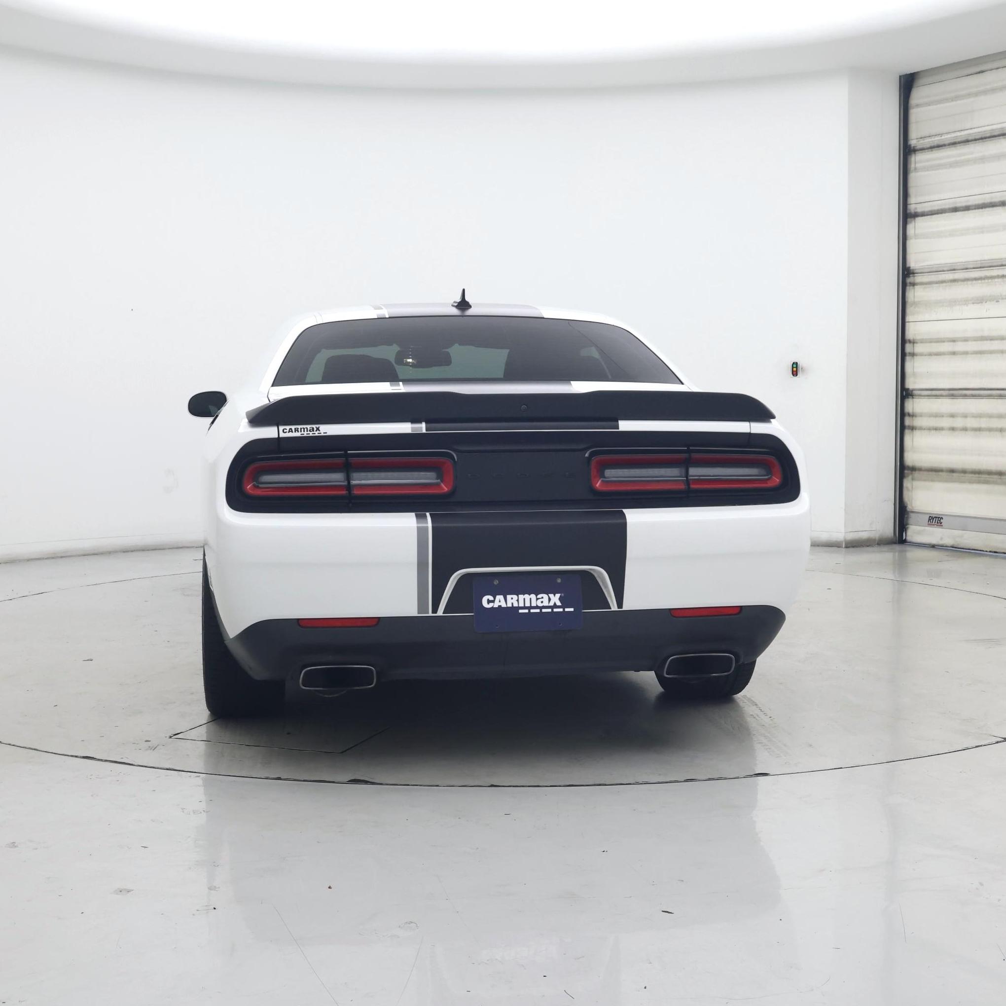 Thumbnail: 2019 Dodge Challenger - 6