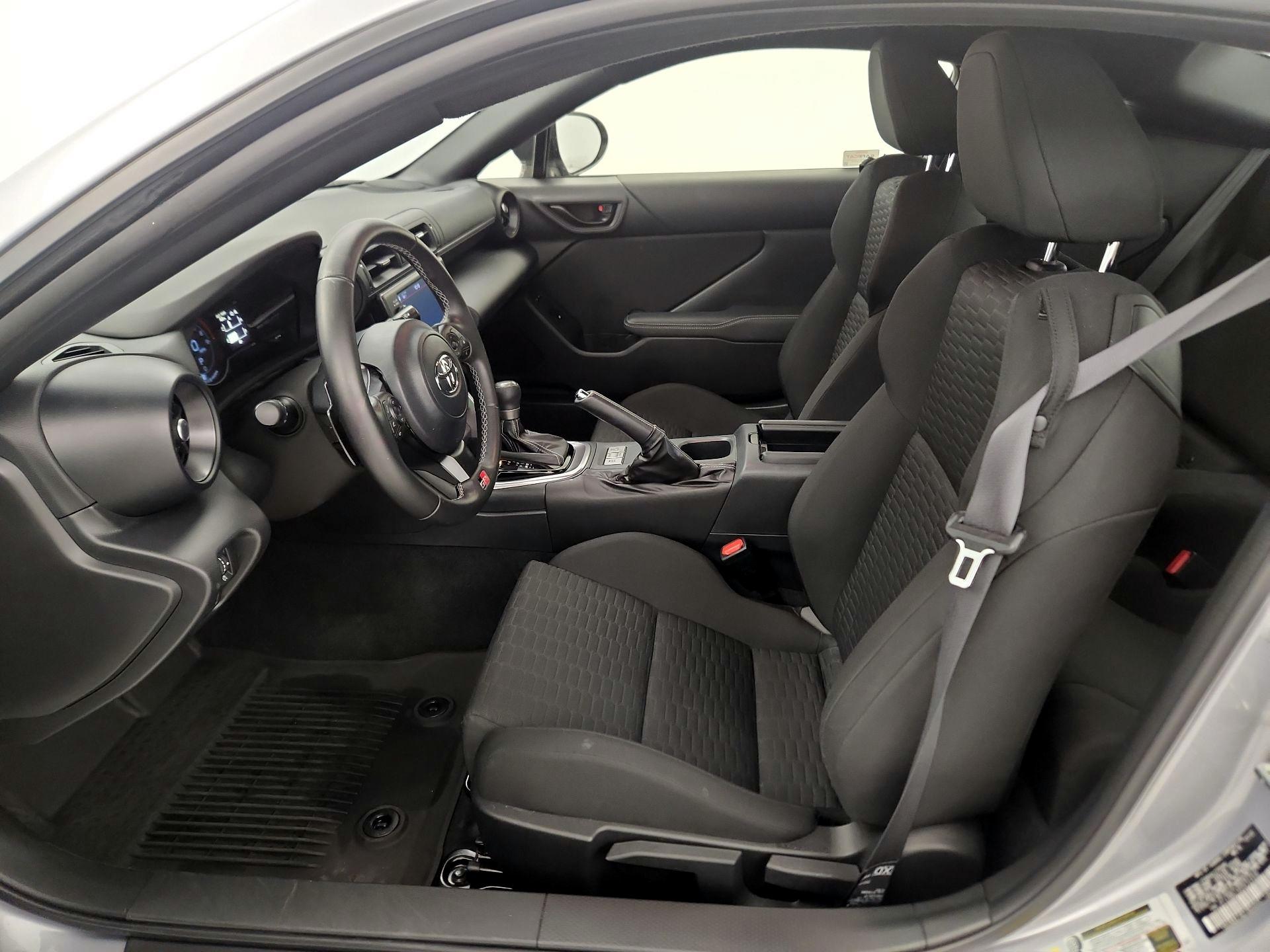 Thumbnail: 2023 Toyota GR86 - 11