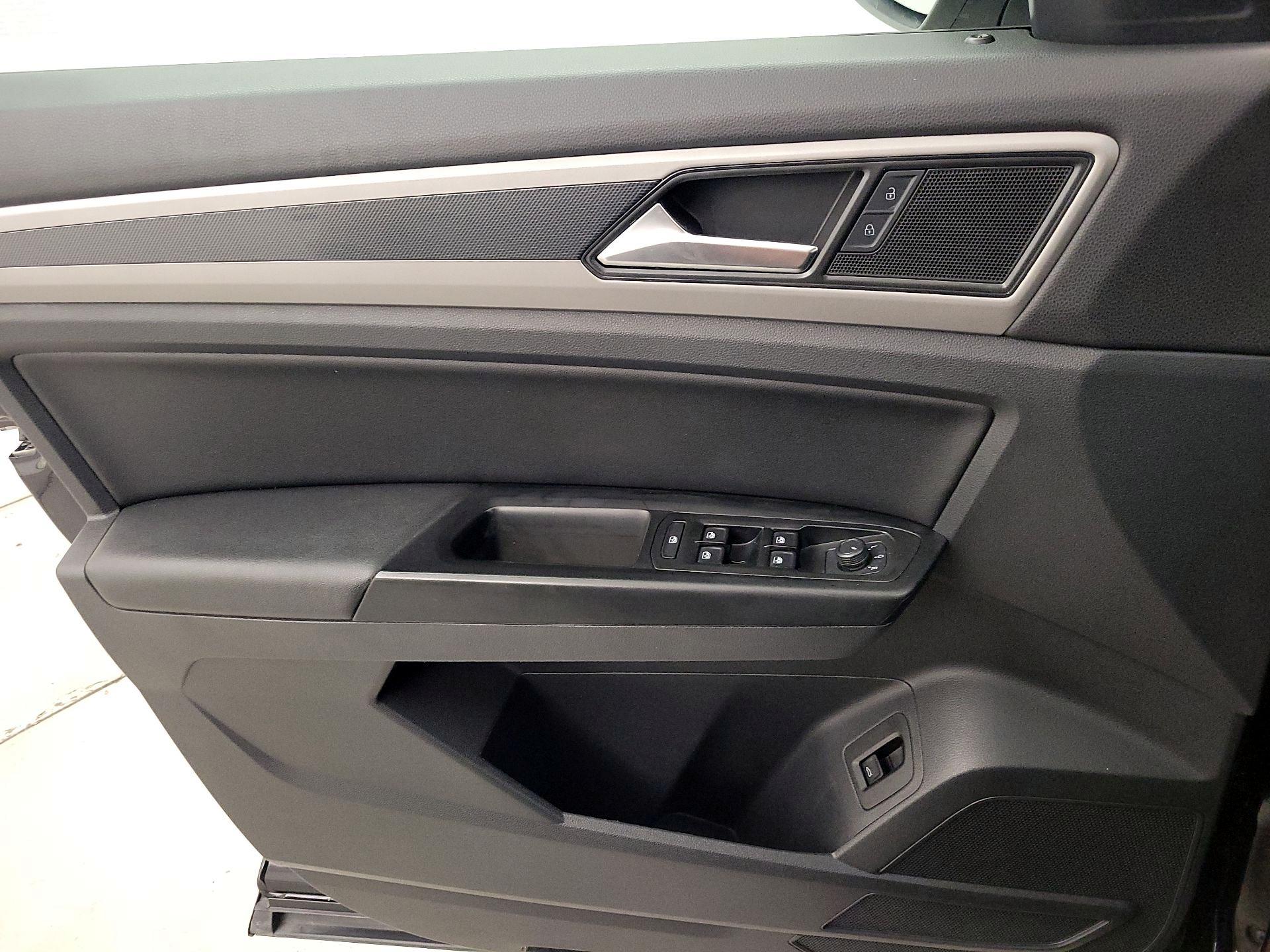 Thumbnail: 2021 Volkswagen Atlas - 12
