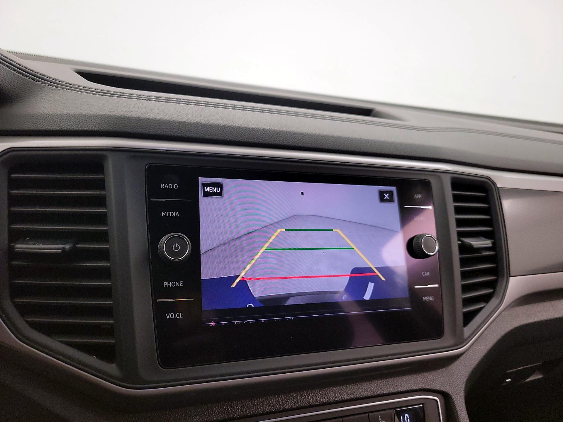 Thumbnail: 2021 Volkswagen Atlas - 14