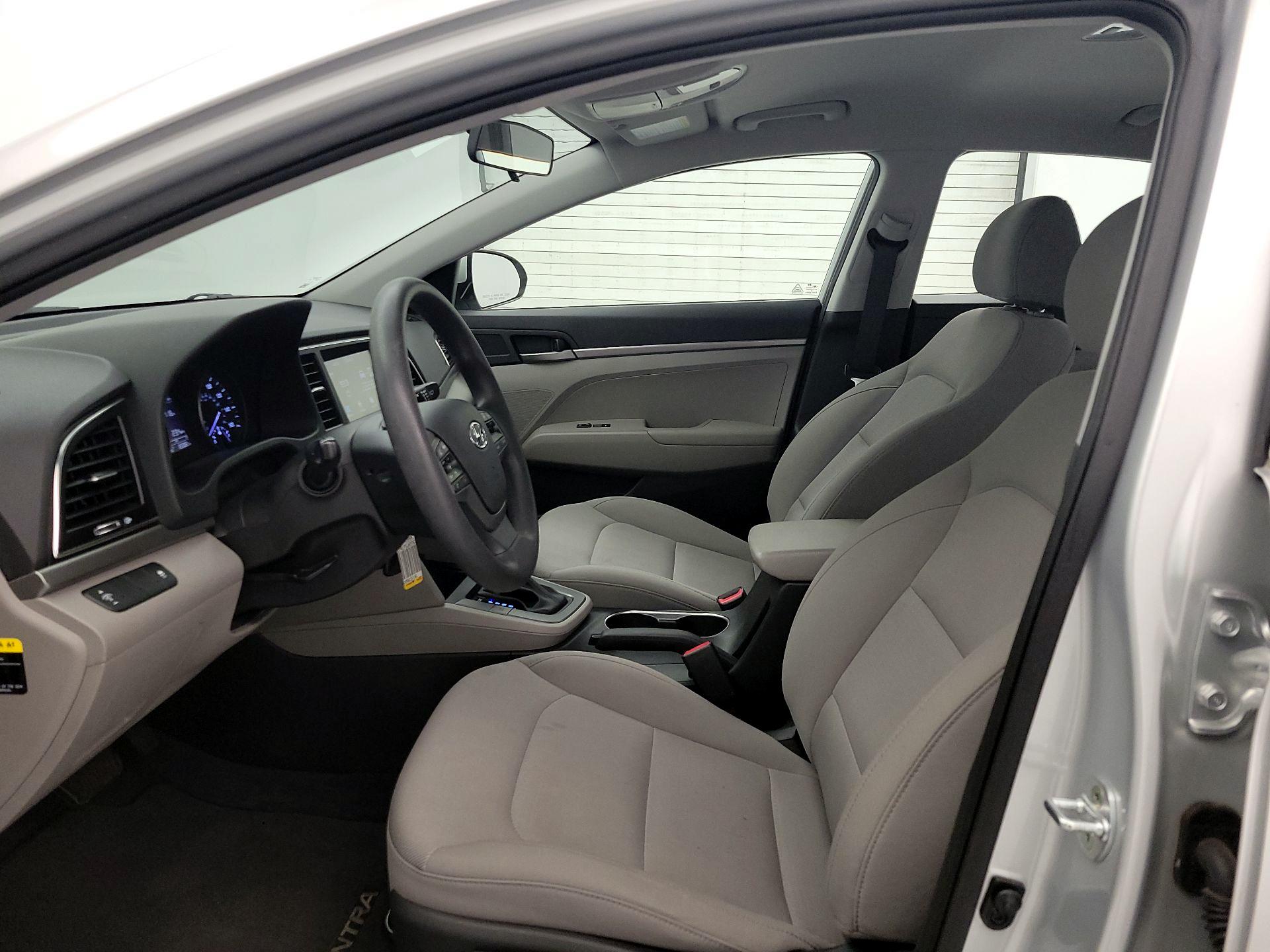 Thumbnail: 2018 Hyundai Elantra - 11