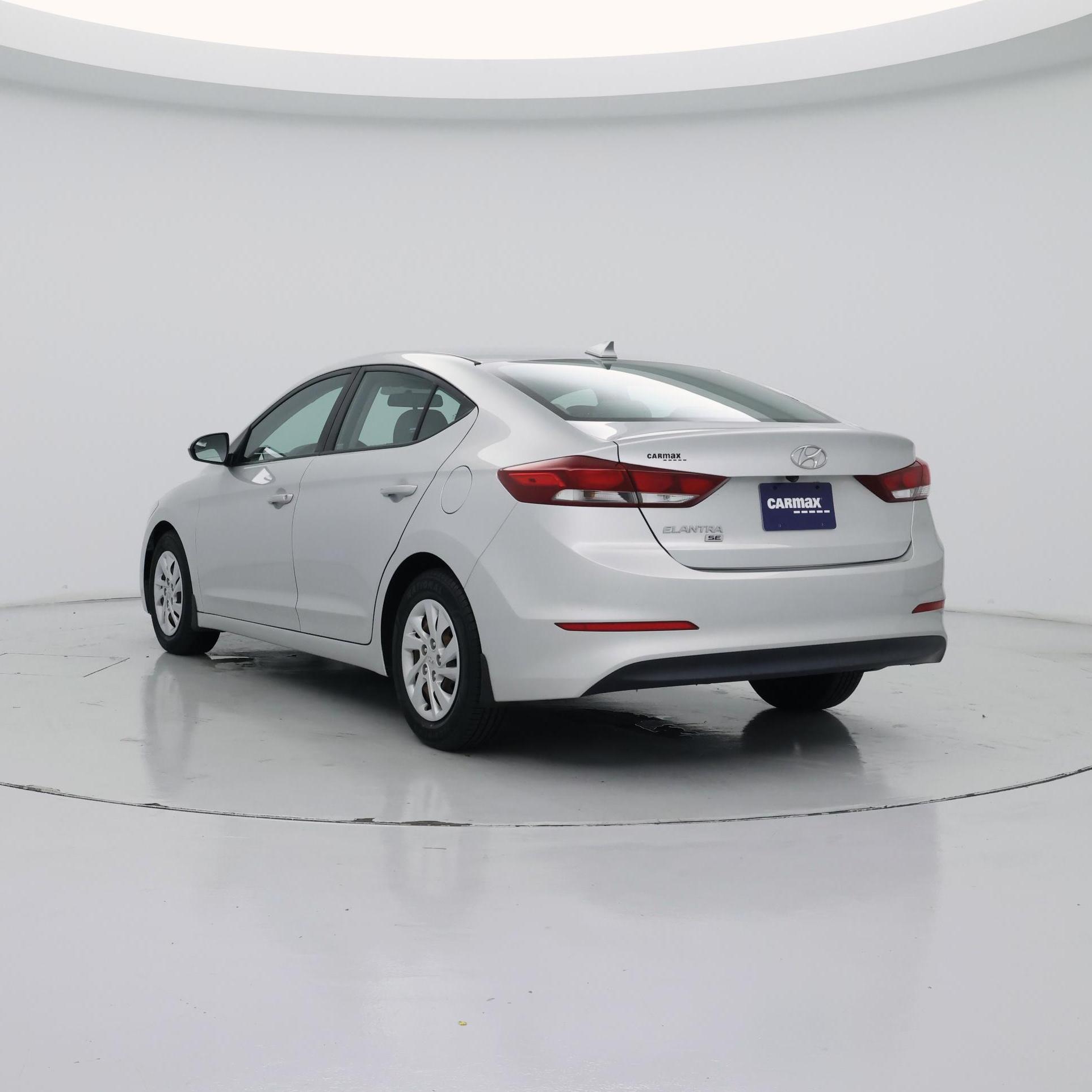 Thumbnail: 2018 Hyundai Elantra - 2