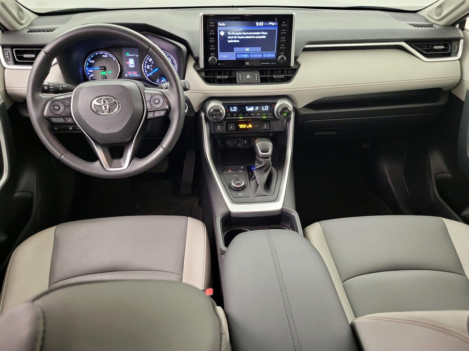 Thumbnail: 2021 Toyota RAV4 - 9