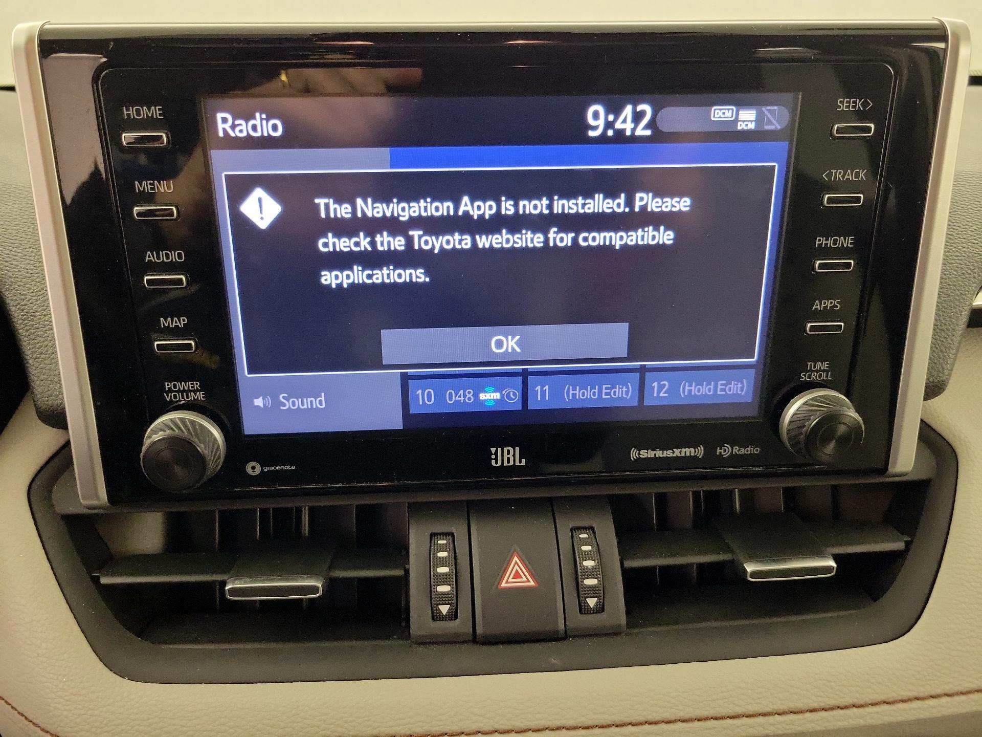 Thumbnail: 2021 Toyota RAV4 - 14