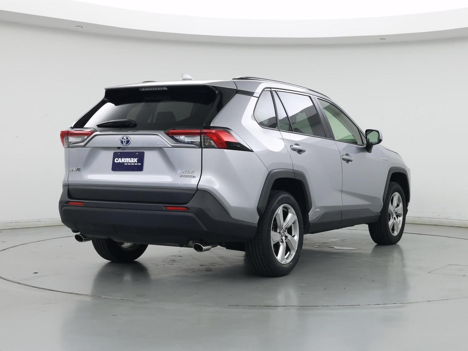 2021 Toyota RAV4 XLE Premium - Photo 9
