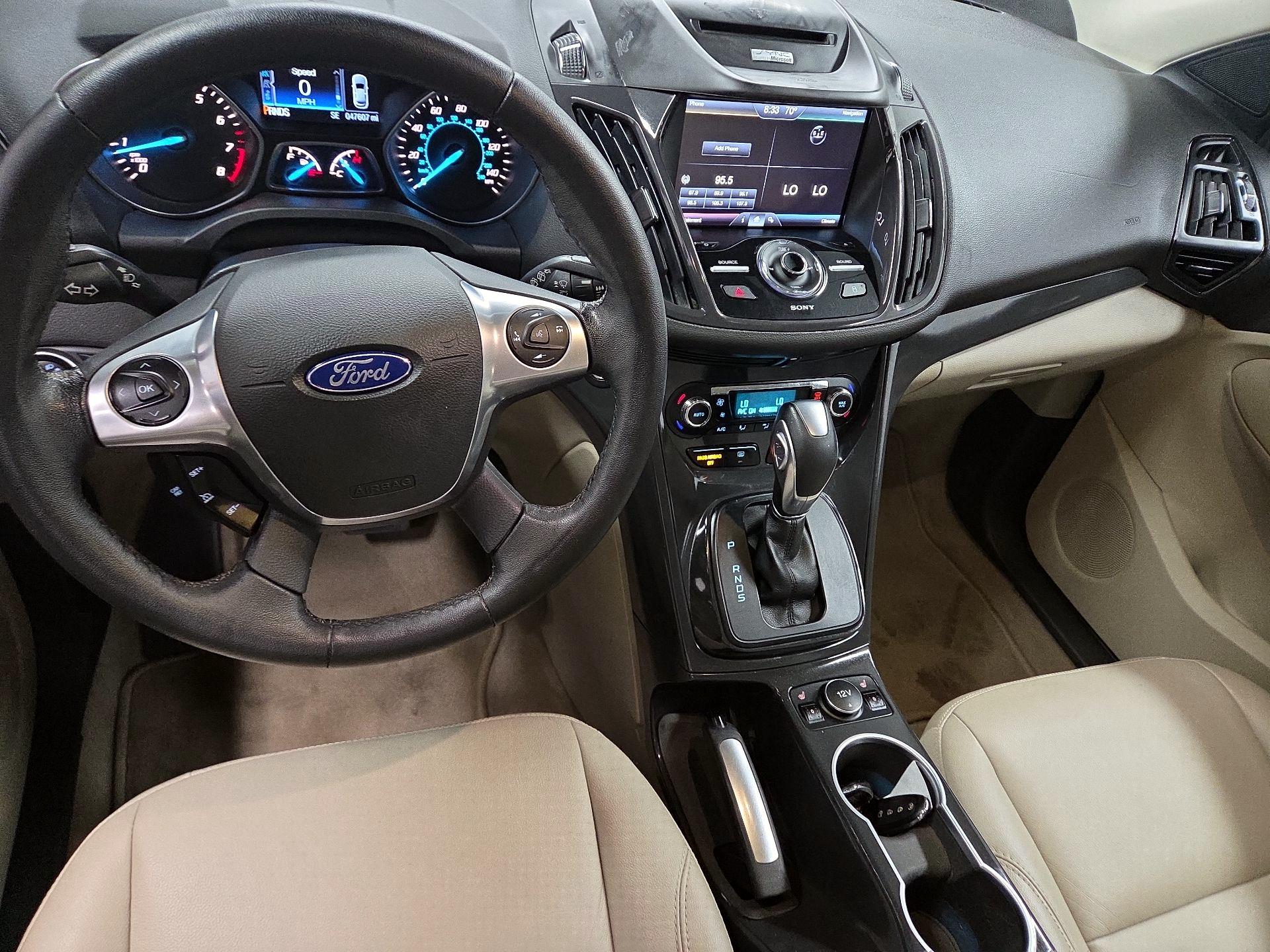 Thumbnail: 2015 Ford Escape - 9