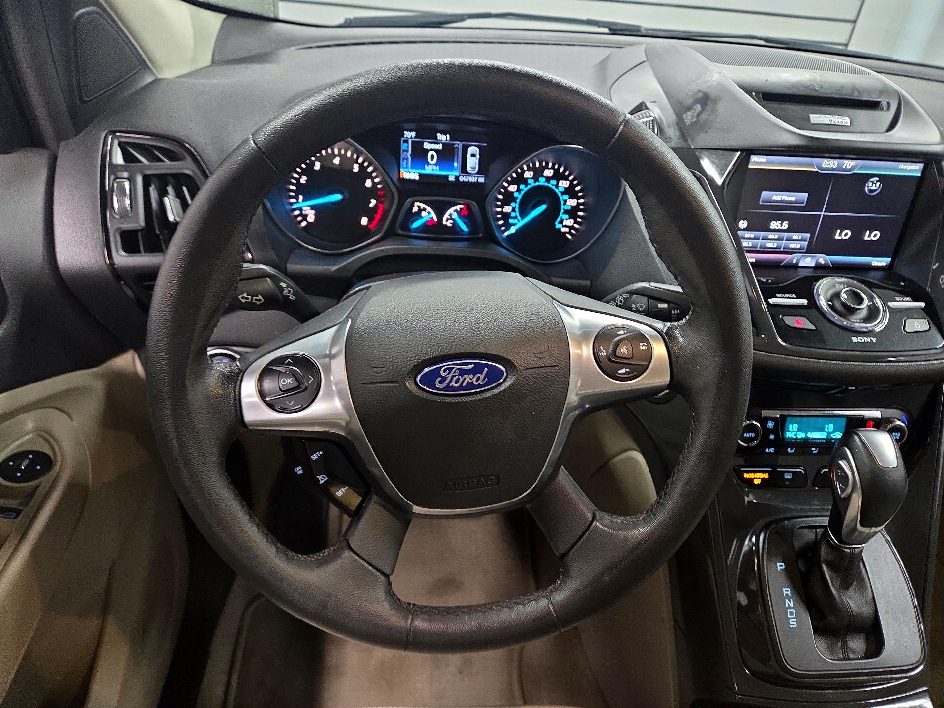 Thumbnail: 2015 Ford Escape - 10