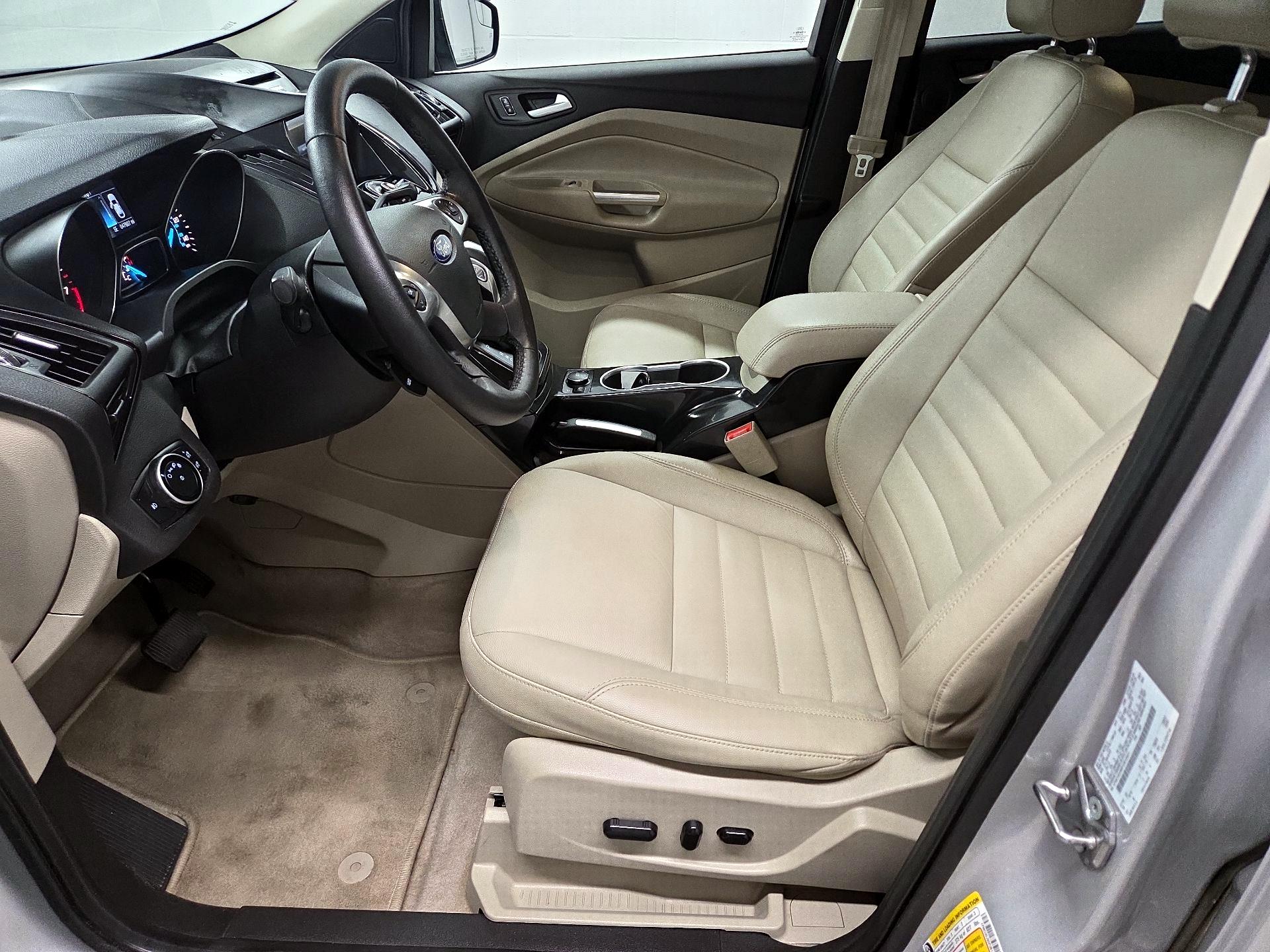 Thumbnail: 2015 Ford Escape - 11