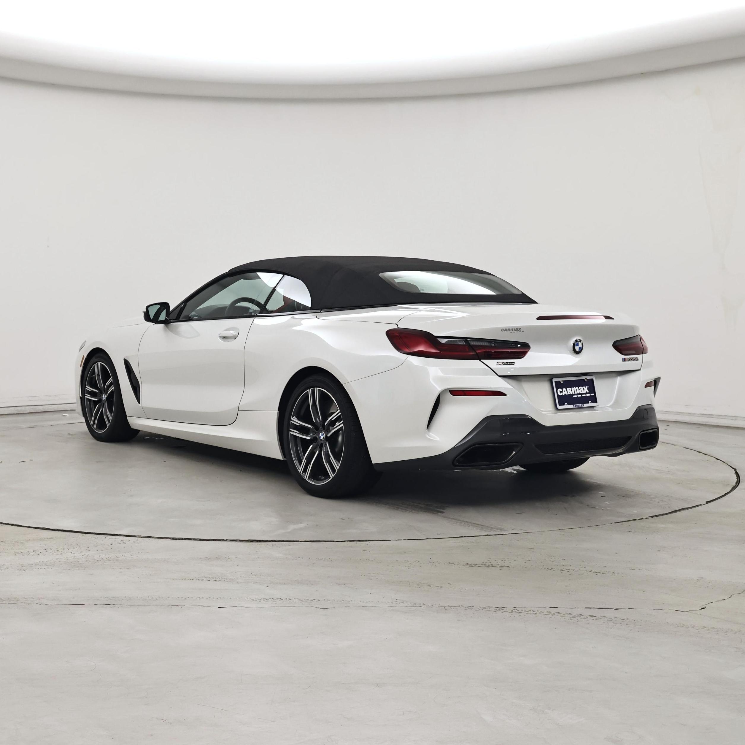 Thumbnail: 2022 BMW 8 Series - 2