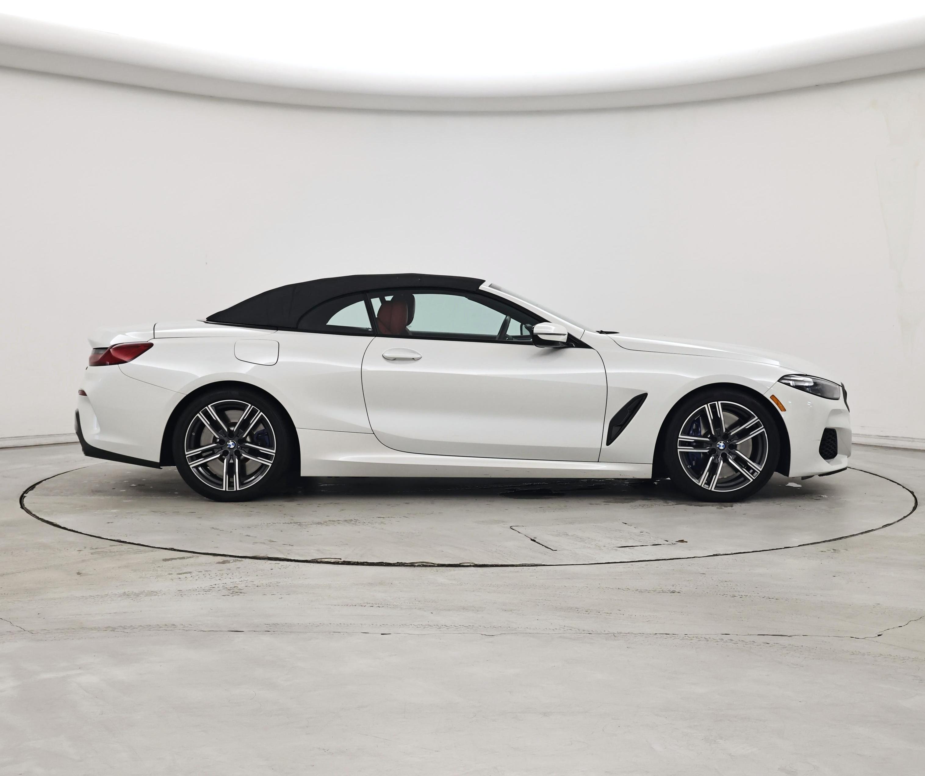 Thumbnail: 2022 BMW 8 Series - 7